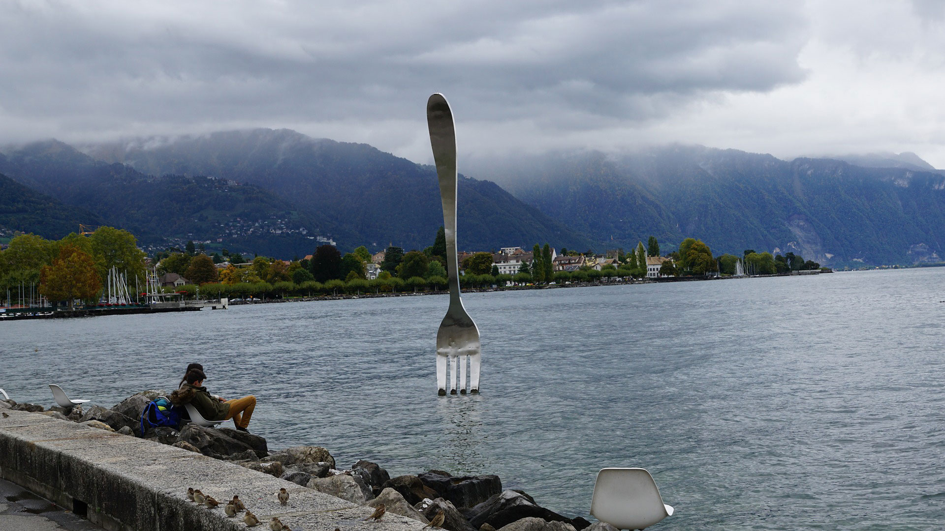 El paseo marítimo a lo largo del lago de Ginebra en Vevey
