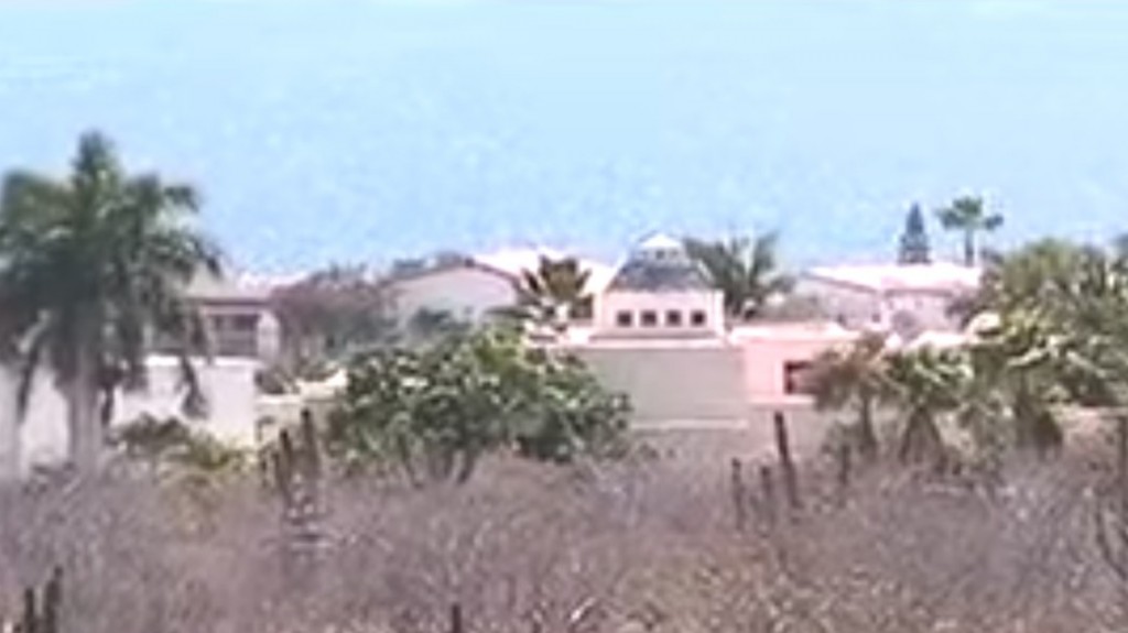 Una de las presuntas casas de Guzmán Loera en Baja California Sur (Foto: archivo)