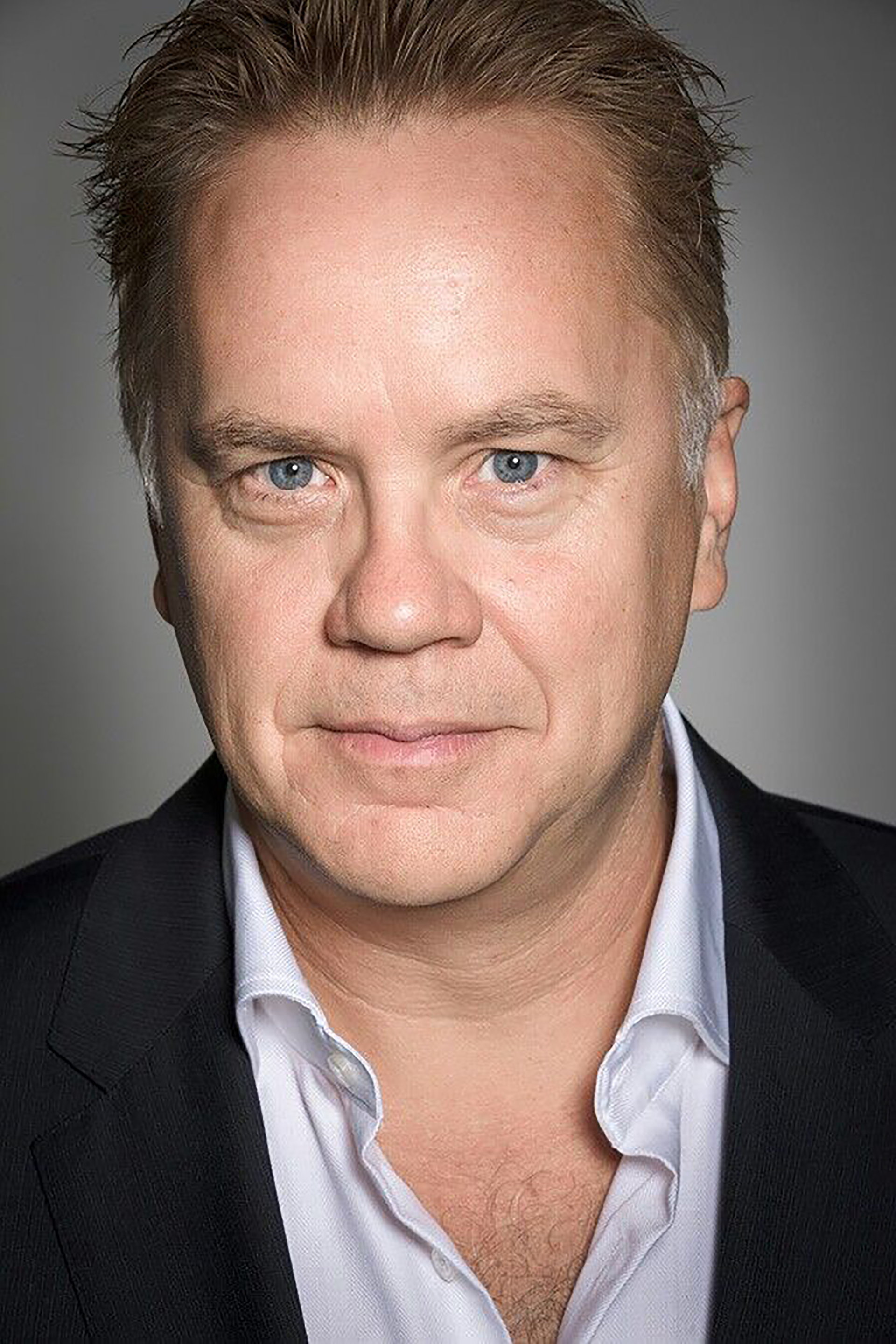 Tim Robbins llega a Buenos Aires para presentar junto con The Actors’ Gang su obra teatral “The New Colossus”, en el marco del Festival Internacional de Buenos Aires
