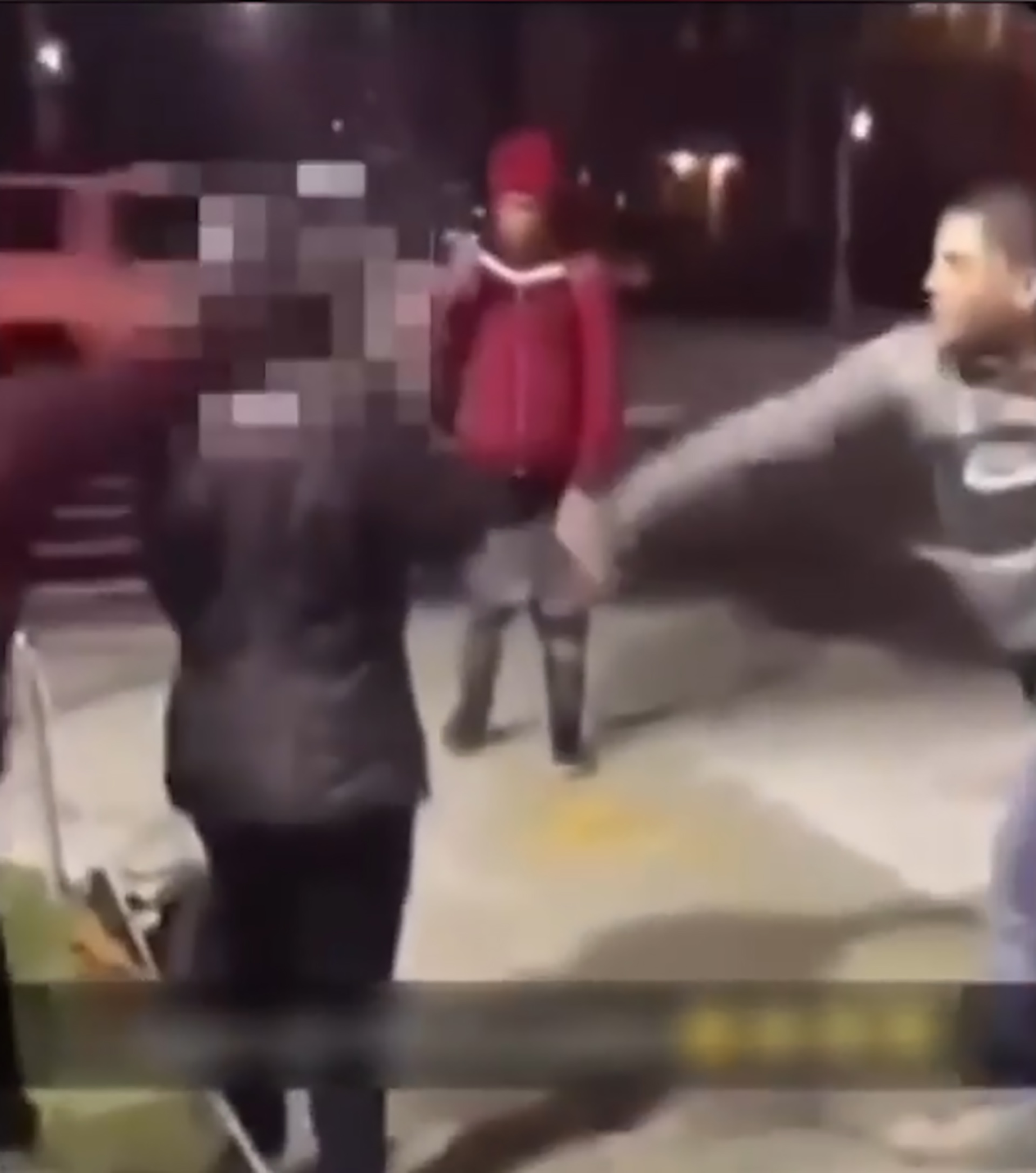 La agresión se viralizó de inmediato (Foto: Captura)