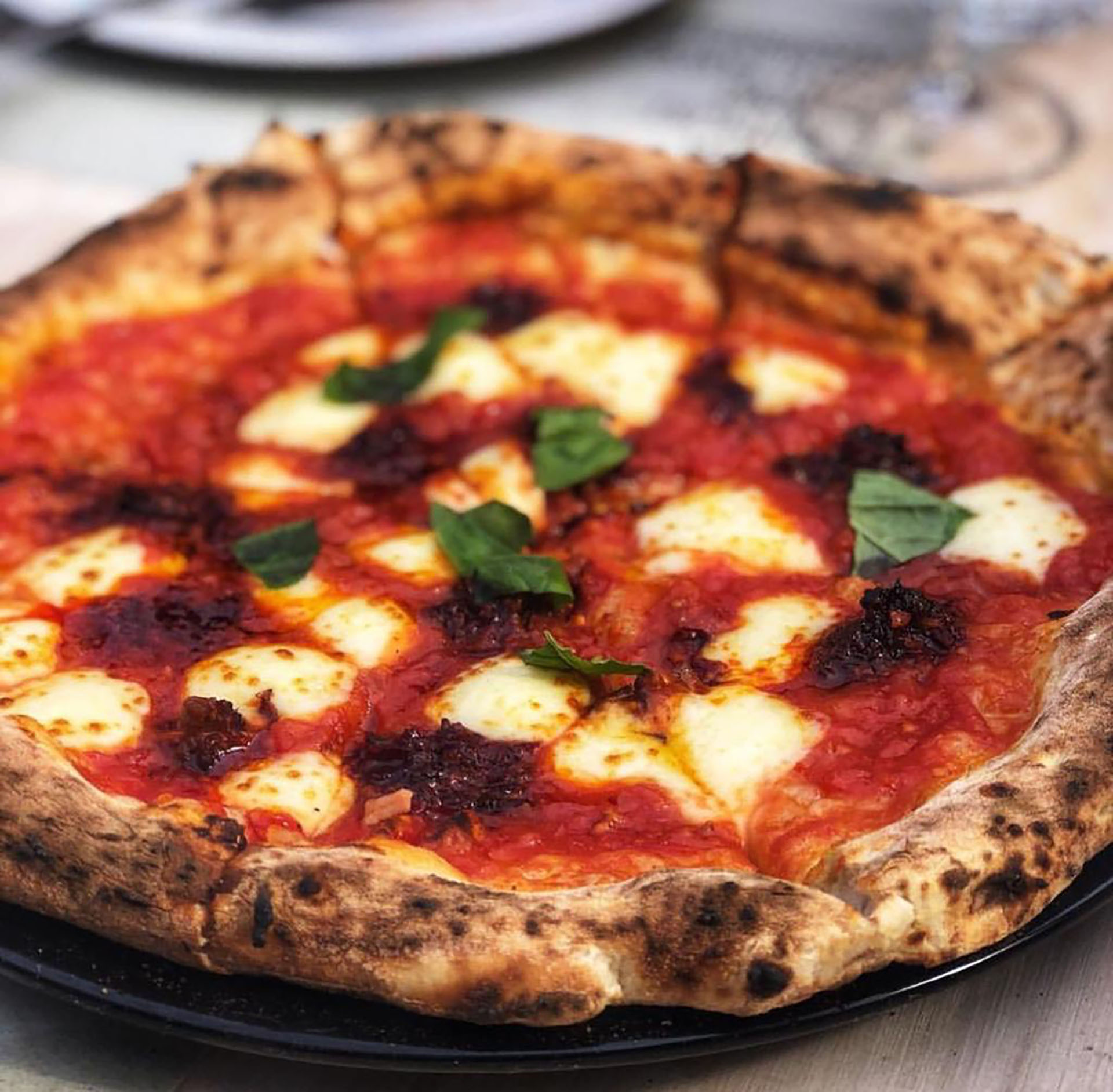 La pizza es otro punto clave de la carta