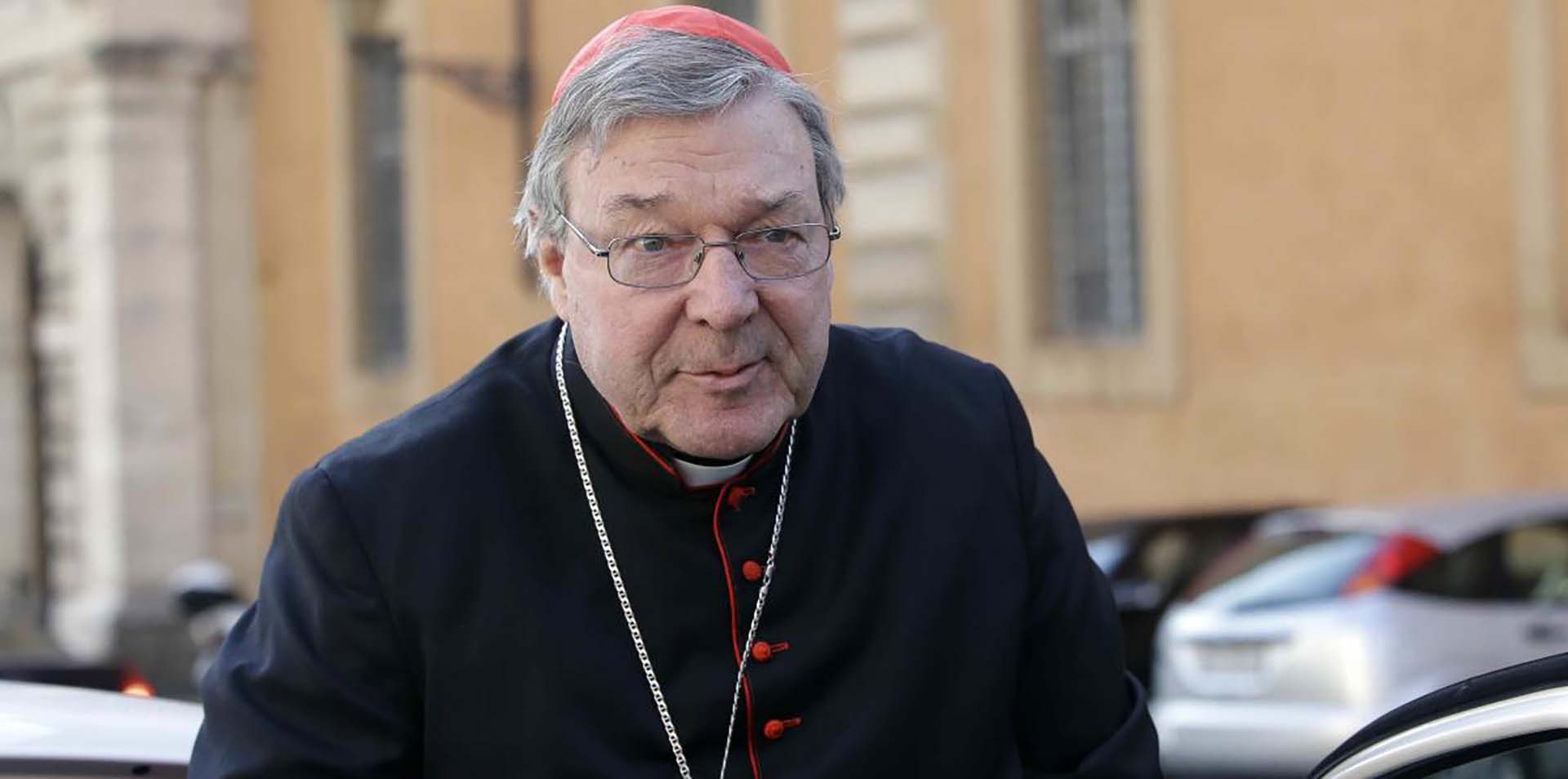 George Pell, exarzobispo de Melbourne, Australia, acusado de violación a niños.