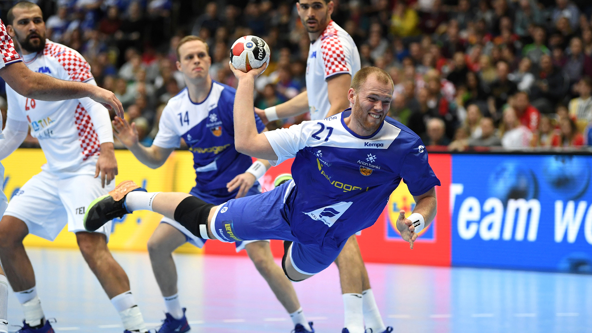 (REUTERS)