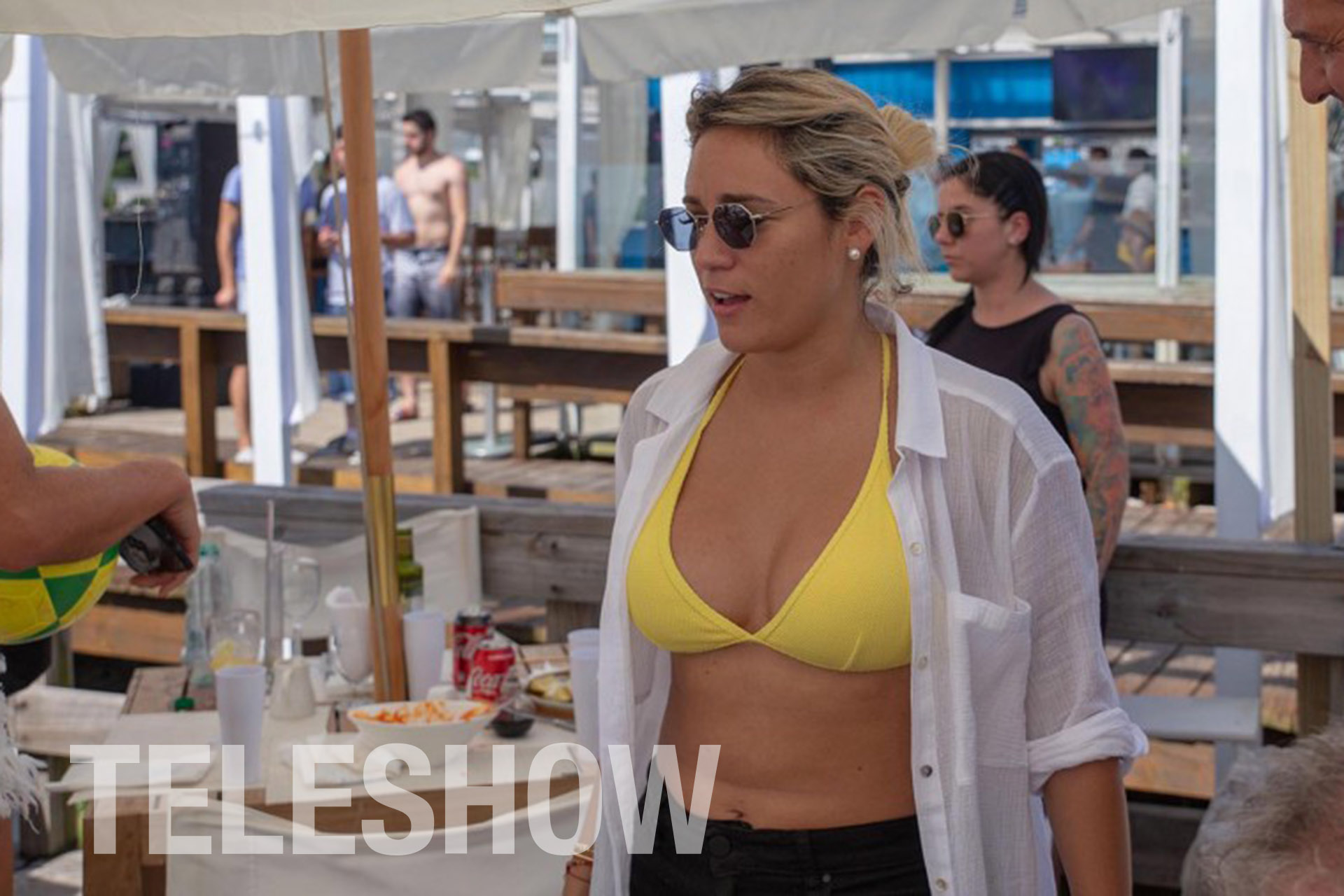 Rocío Oliva en Punta del Este; viajó el mismo día que Maradona bautizaba a su nieto Diego Matías (Foto: GM Press)