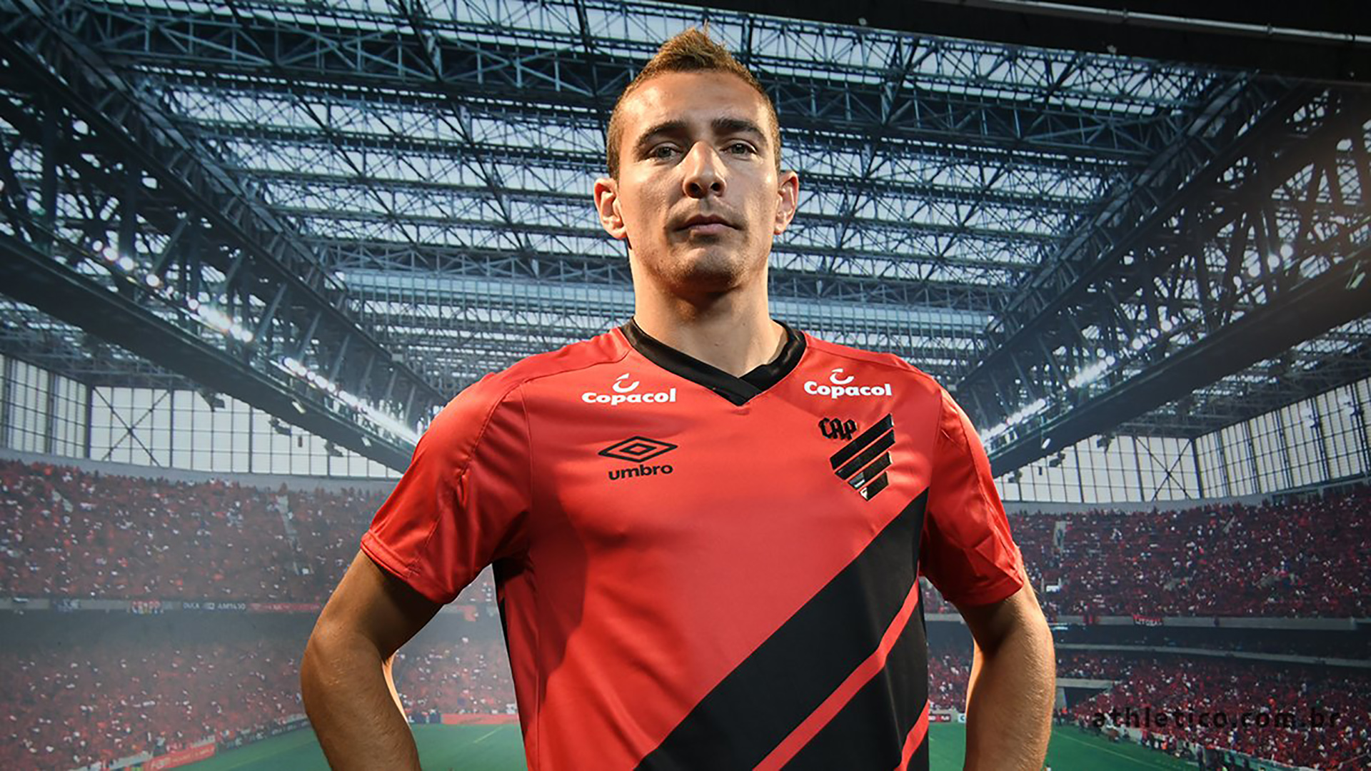 Marco Ruben manejó 1700 kilómetros para llegar a su nuevo club (Atlético Paranaense)