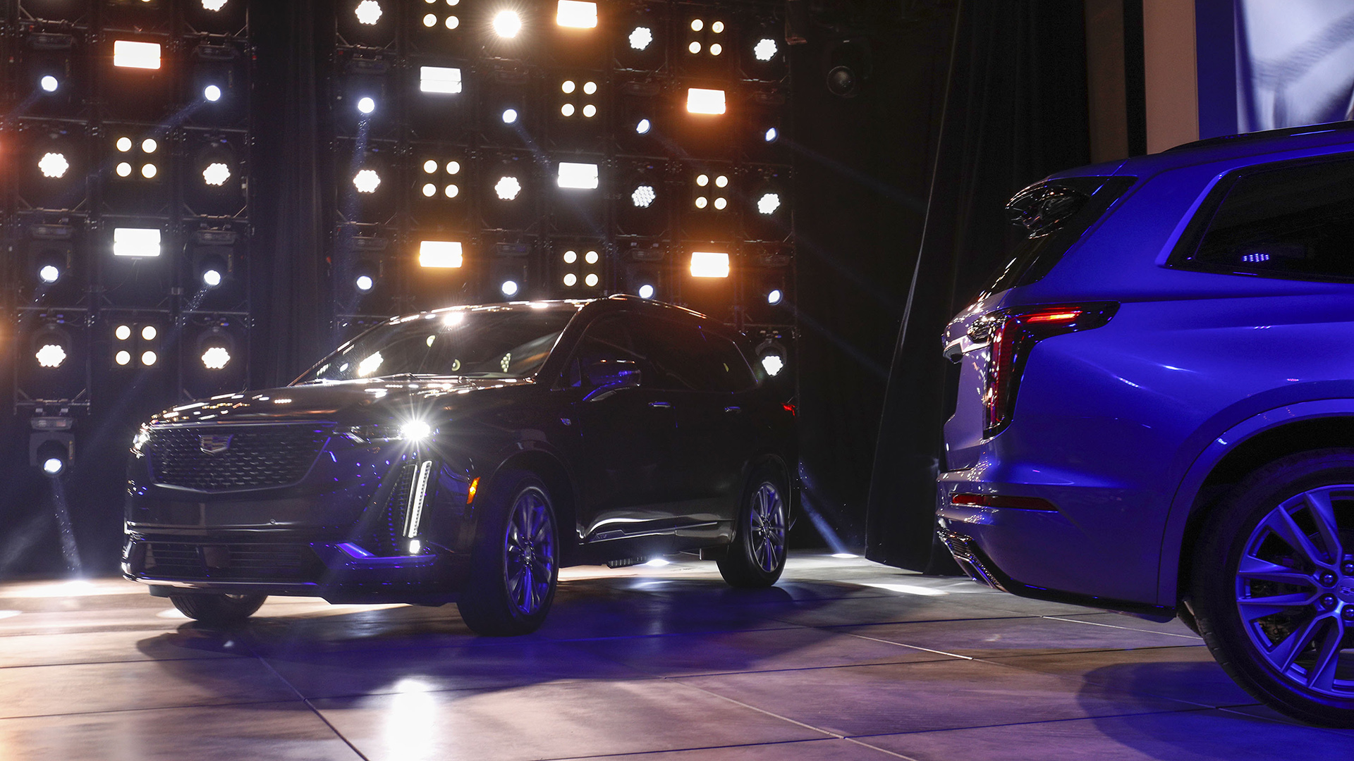 El Cadillac XT6 de General Motors, un SUV crossover de tres filas, se presenta en el Garden Theater el 13 de enero de 2019 en Detroit, Michigan. (AFP)
