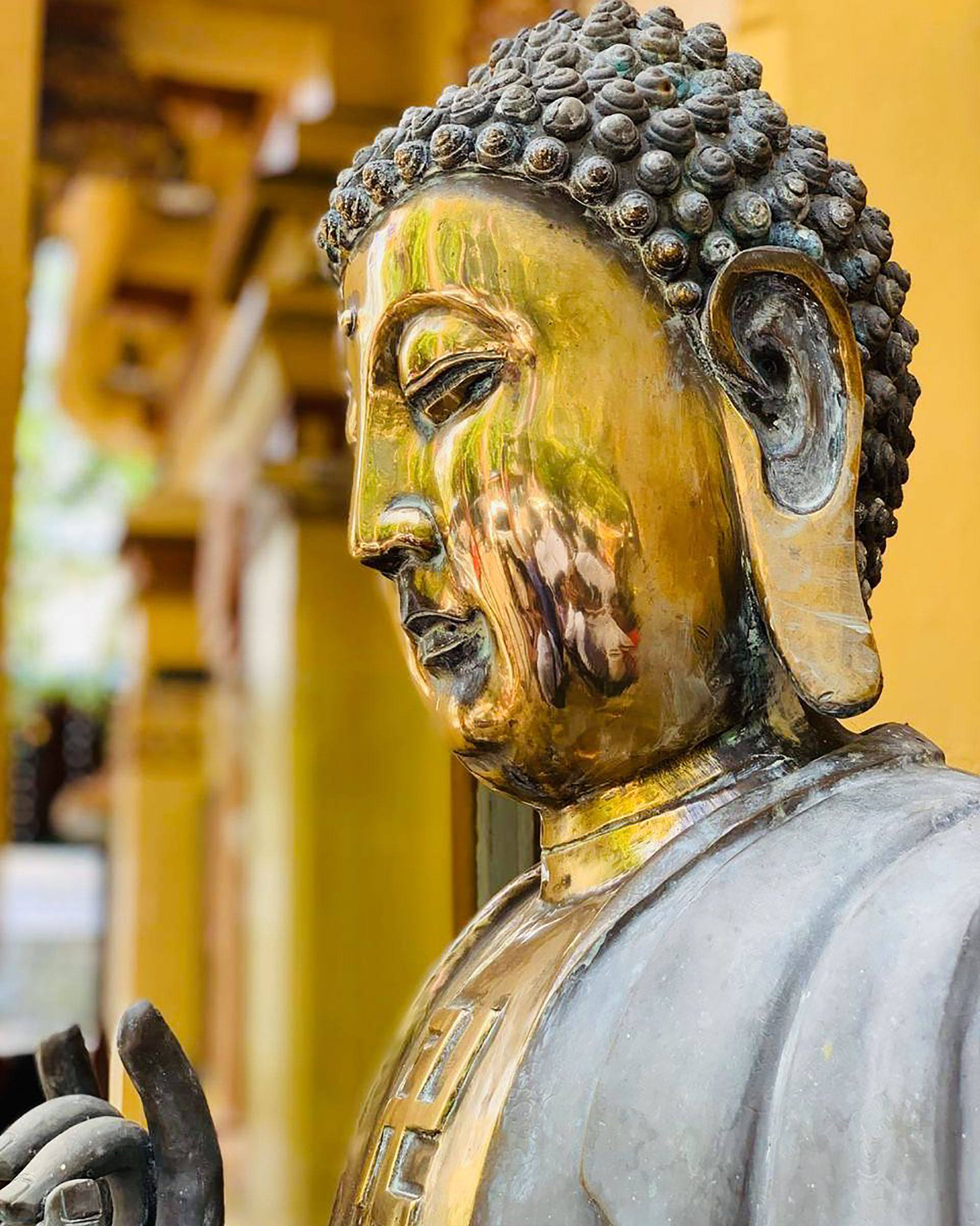 La arquitectura del templo de Gangaramaya muestra una mezcla ecléctica de arquitectura de Sri Lanka, Tailandia, India y China (@gayanjayasekara)