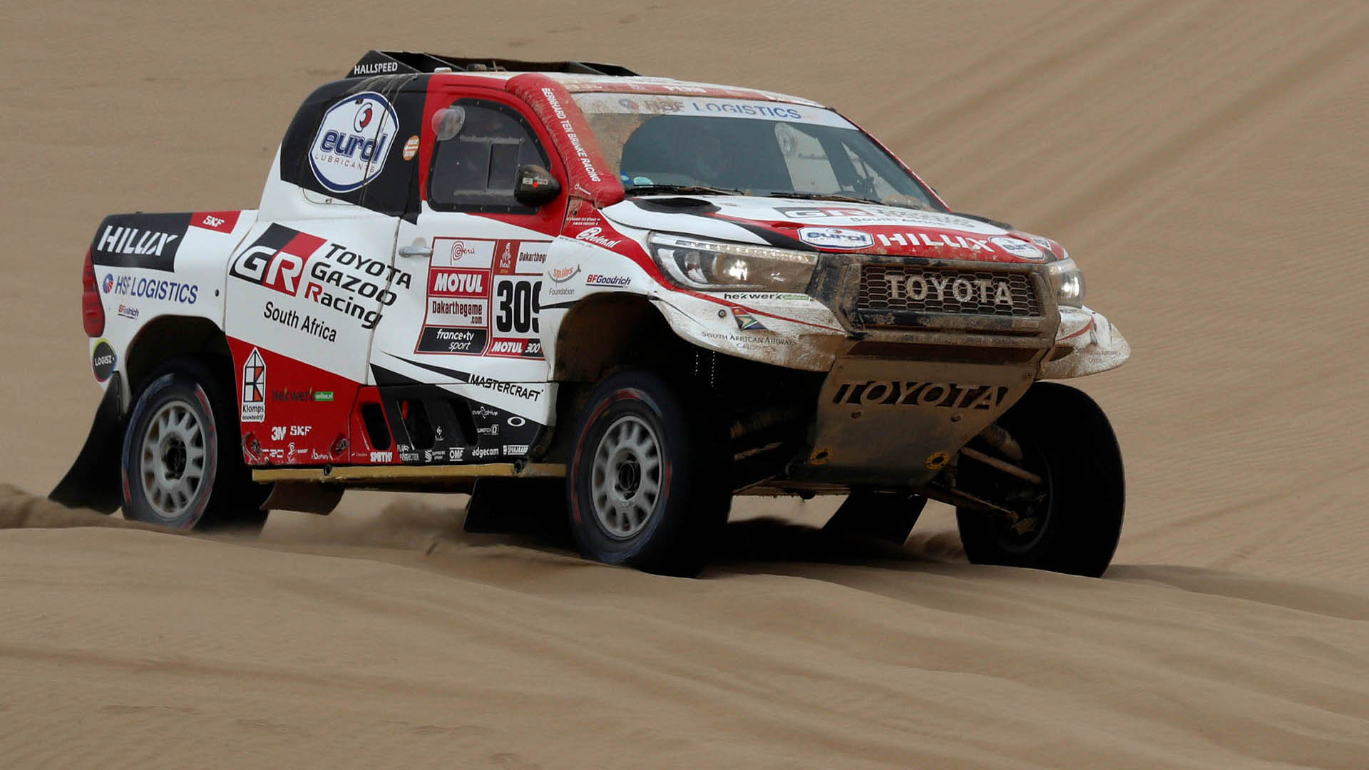 Con toda probabilidad, la estrategia la anticipó el clan Toyota, donde debían tener muy claro el interés de partir desde atrás en la Super Ica (REUTERS)