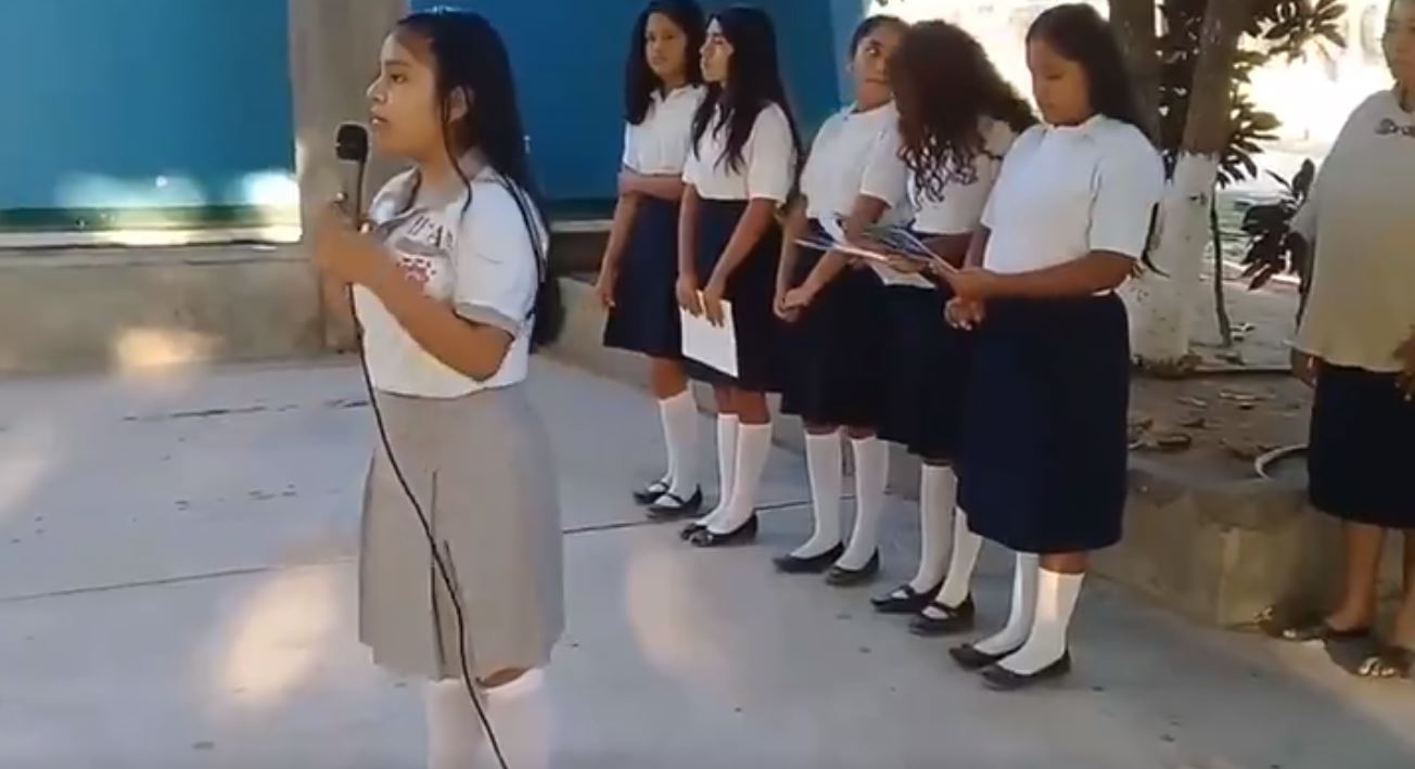 Aunque se desconoce la identidad y ubicación de la chica, su poema ha causado furor en redes sociales (Foto: Twitter)