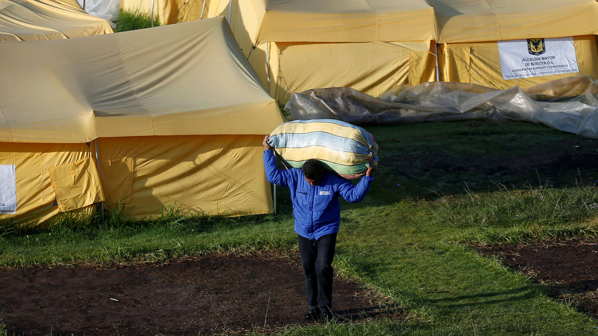 Los migrantes que habitaban en el campamento provenían de un asentamiento ilegal cerca a la terminal de transportes de Bogotá (REUTERS/Luisa Gonzalez)