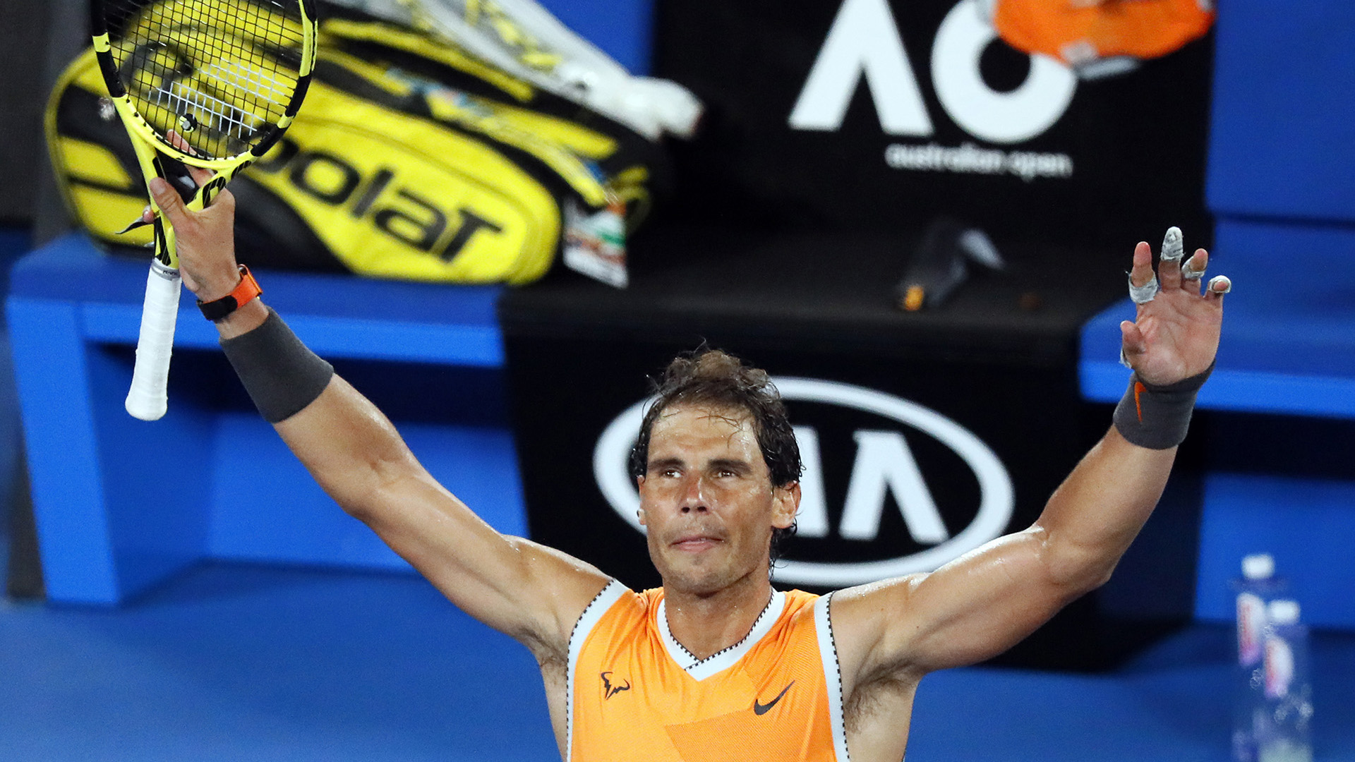 En la siguiente etapa, en busca del billete para octavos de final, Nadal se enfrentará a otro tenista australiano, Alex de Miñaur (29º), reciente campeón en el torneo de Sídney