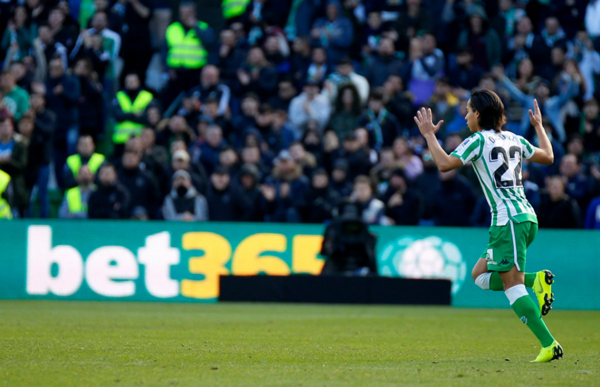 Diego Lainez finalmente debutó con el Real Betis (Foto: @RealBetis)