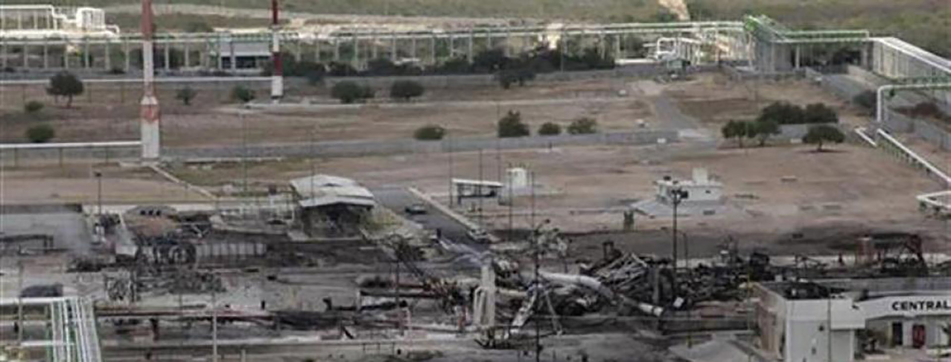 La escena de la explosión en una planta de gas de Reynosa, Tamaulipas, en 2012. (Foto: Especial)