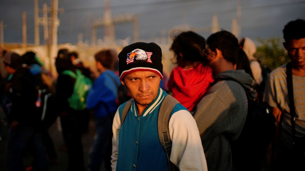 Caravanas migrantes atraviesan por México. (REUTERS)