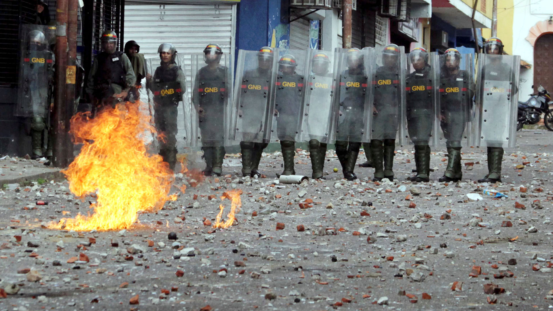 Las autoridades venezolanas a cargo de la represión de las manifestaciones pacíficas