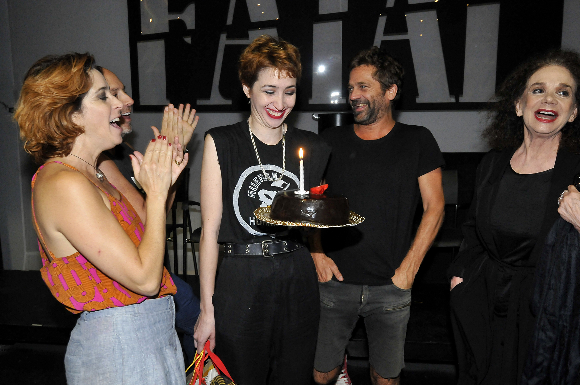 El cumpleaños de Sofía reflejó el buen clima que reina entre los integrantes del elenco