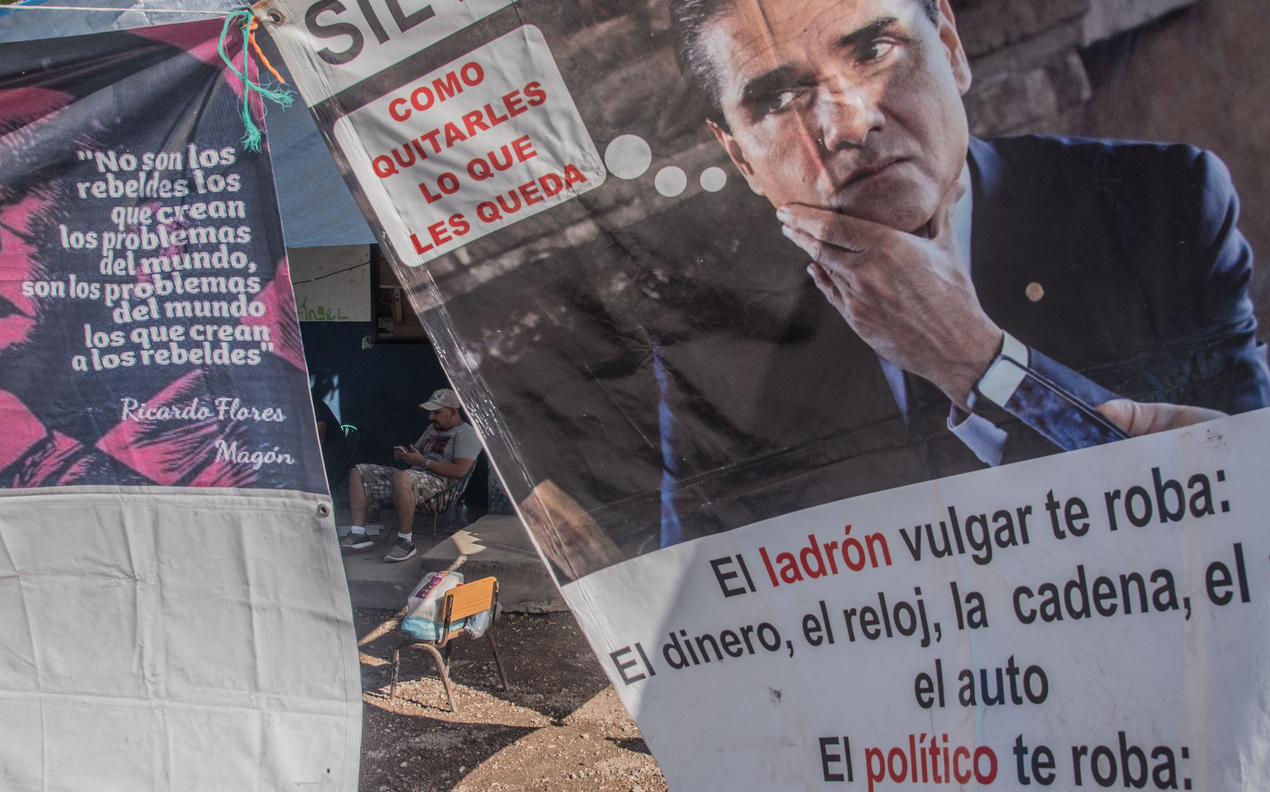 Los maestros exigen los pagos retenidos y señalaron que no han tenido respuesta de MichoacánFOTO: (MARIO JASSO /CUARTOSCURO)