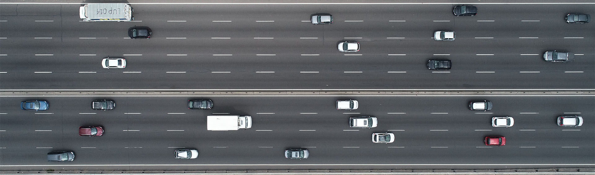 La avenida General Paz es una autopista ubicada en el límite de la Ciudad de Buenos Aires y la Provincia de Buenos Aires. Tiene una extensión de 24,3 KM y es transitada por miles de autos todos los días.