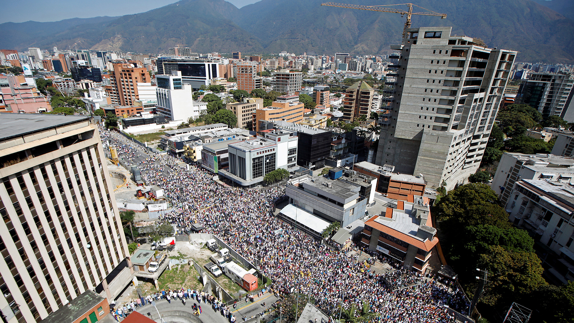 Manifestación opositora en Caracas contra el gobierno de Nicolás Maduro (REUTERS/Adriana Loureiro NO RESALES. NO ARCHIVES)