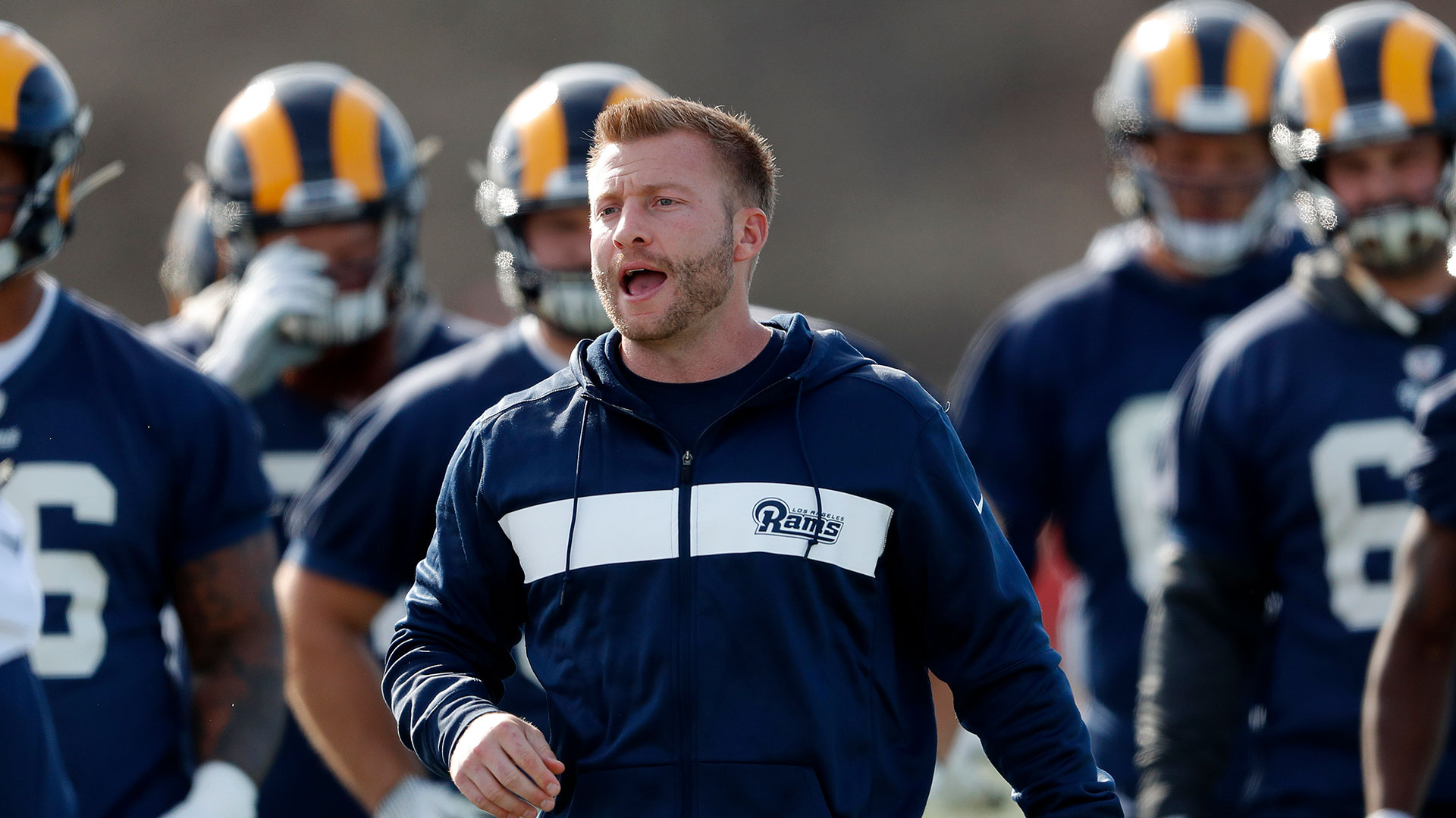 Sean McVay es el entrenador más joven de la historia del Super Bowl (AP)