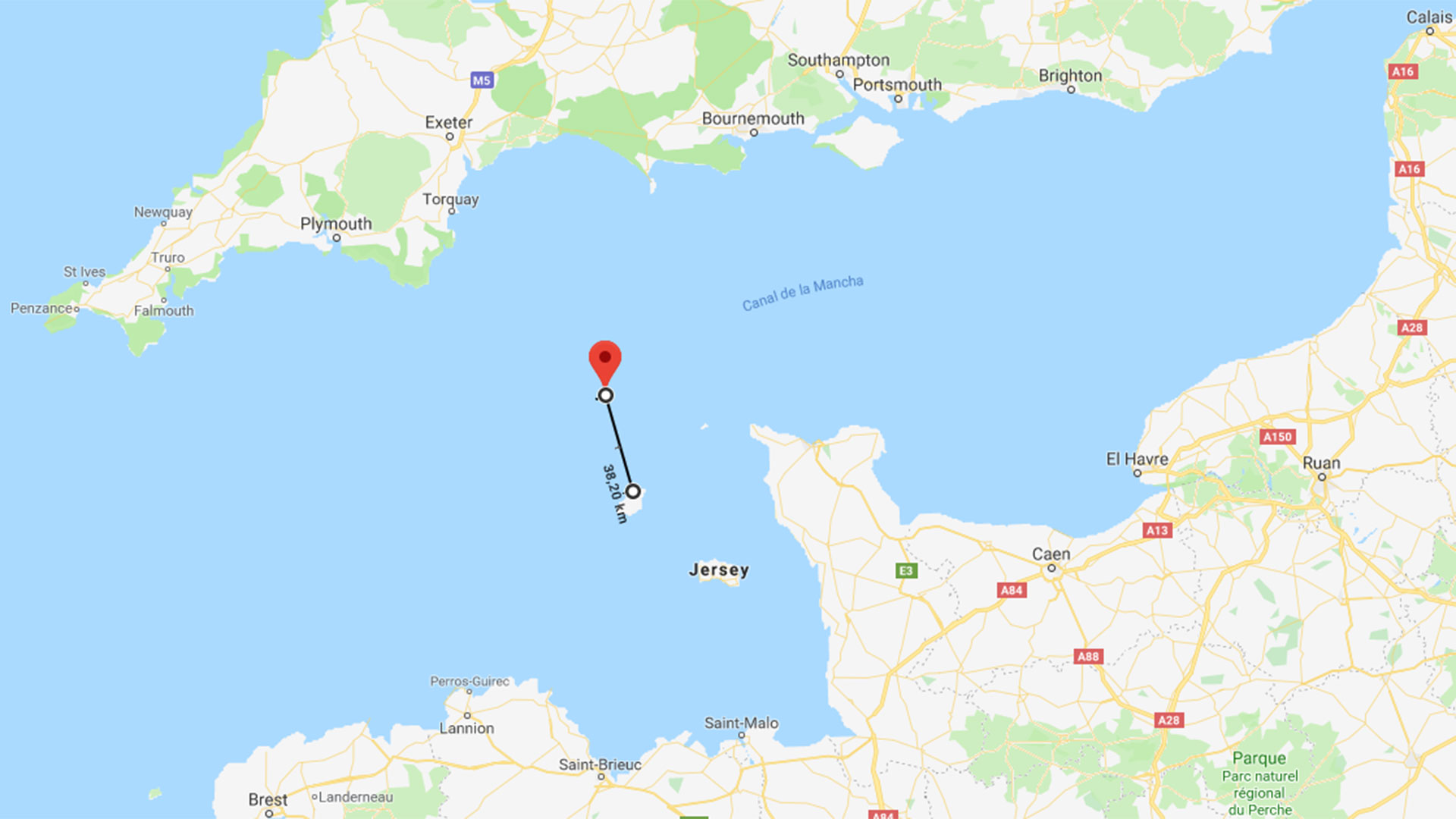 Este es el lugar del hallazgo de la aeronave a unos 40 kilómetros de Guernsey