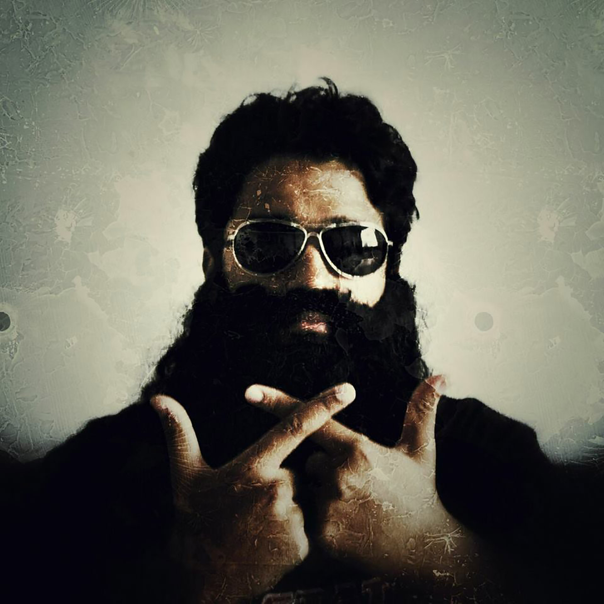 Raphael Samuel (Facebook: thenihilanand)