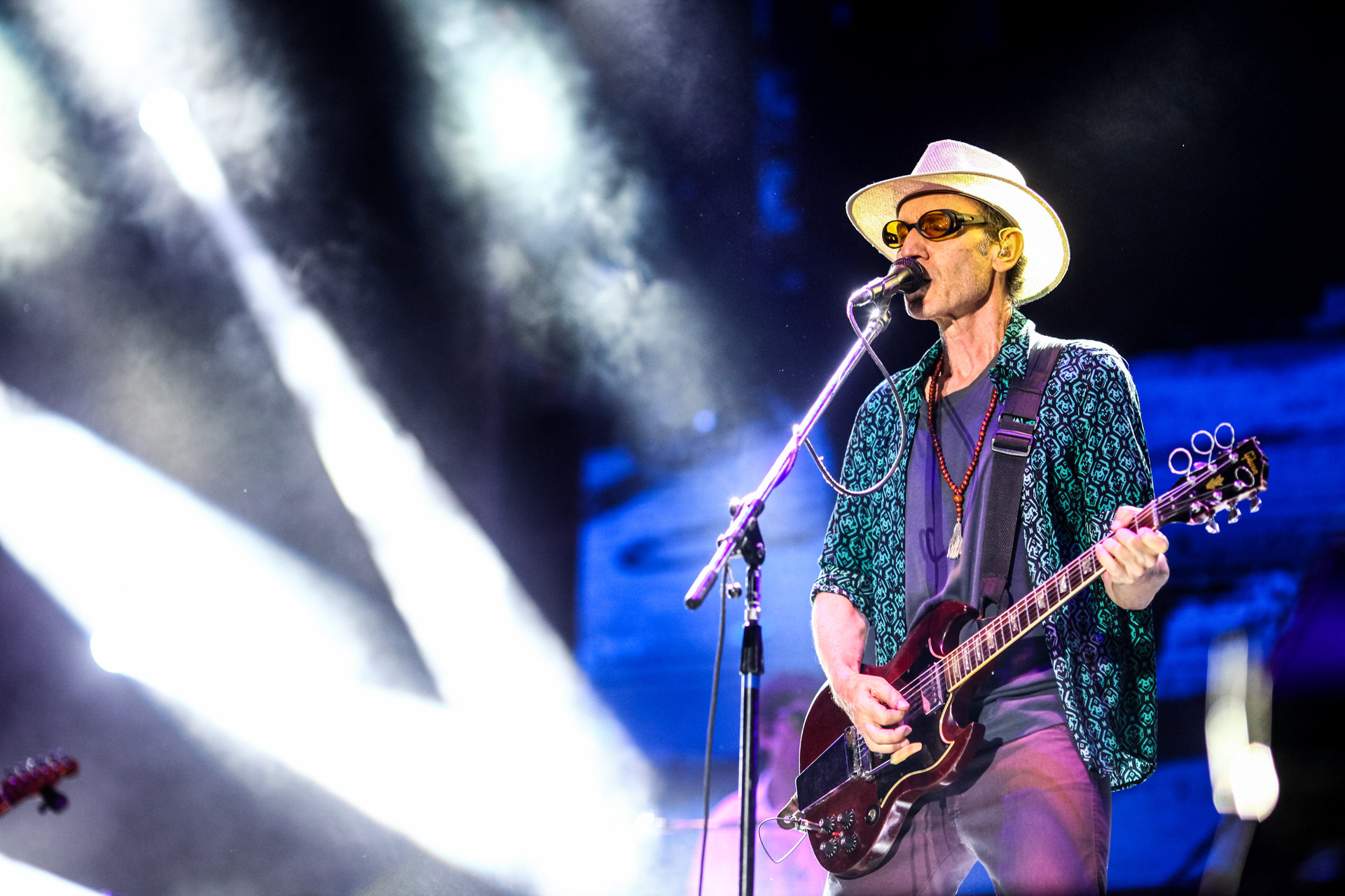 Al mando de Los Fakires, Skay Beilinson pondrá todo su clasicismo rockero y algunos hits ricoteros sobre el escenario del Cosquín Rock. Tocará el sábado 9