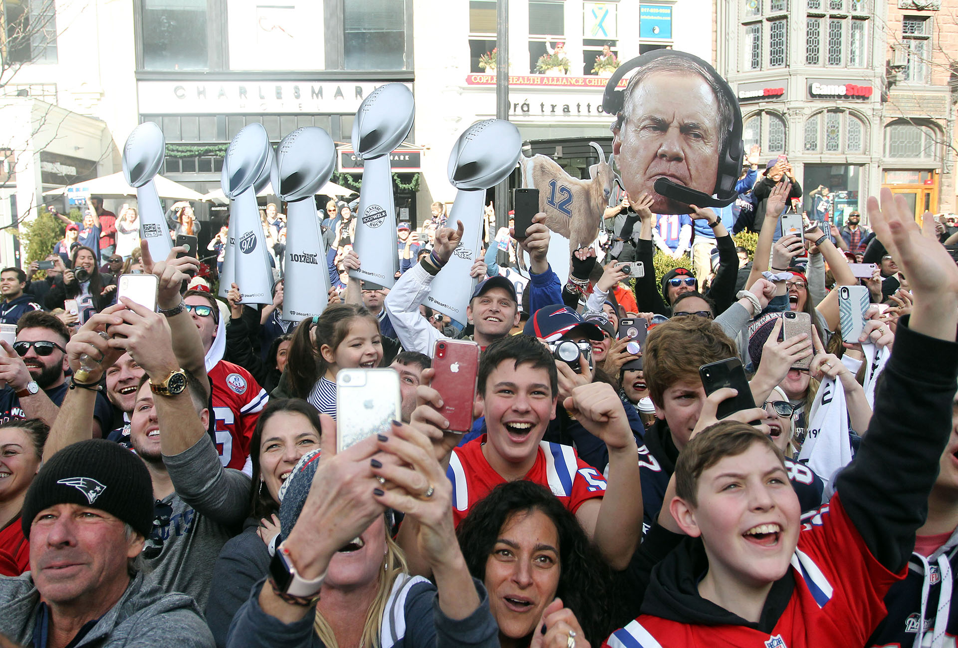 Ahora, los Patriots igualaron la marca de Pittsburgh Steelers con seis títulos