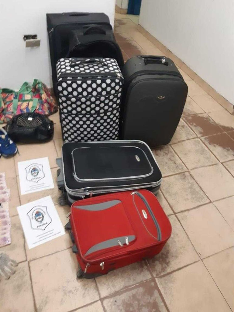 Parte de los elementos incautados en los allanamientos