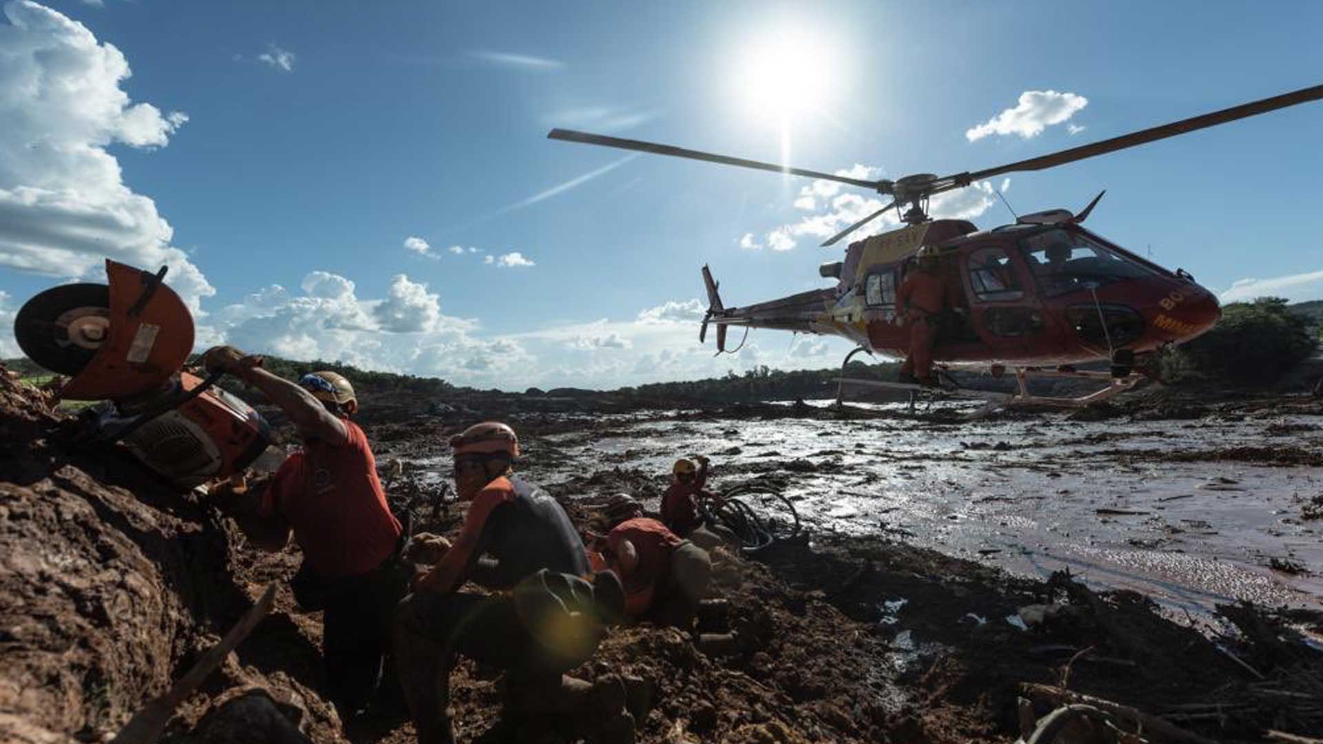 La búsqueda de los desaparecidos se lleva adelante en condiciones muy difíciles. Foto: Archivo DEF.