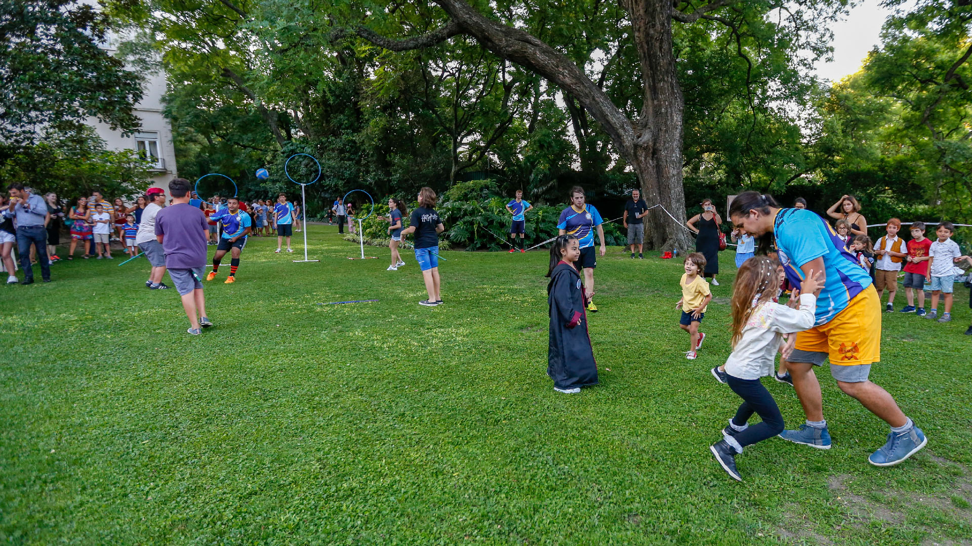 La actividad del quidditch estuvo a cargo de Cumulus Nimbus Quidditch, el equipo oficial en Argentina que practica el deporte y que todos los años asiste al evento para promover la actividad
