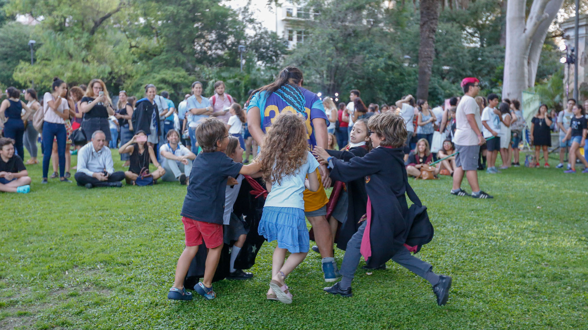 Los niños pudieron disfrutar del deporte de Harry Potter: el quidditch