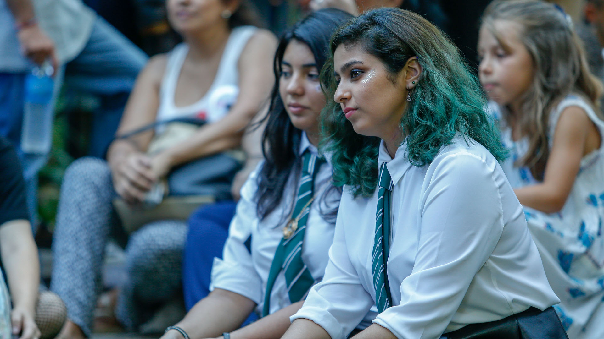 Muchos fanáticos optaron por ir vestidos con los uniformes de su casa mágica