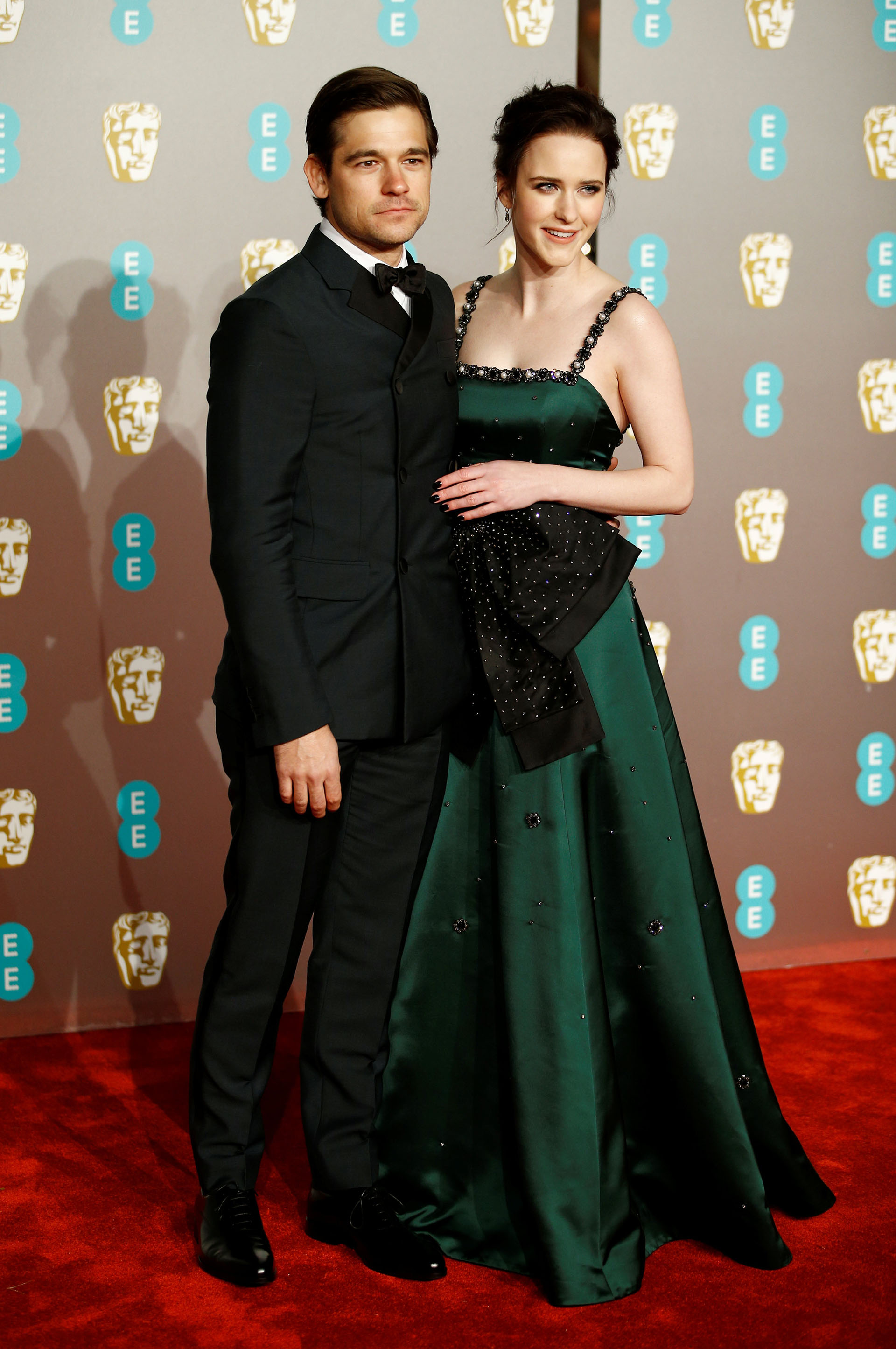 Rachel Brosnahan y su pareja