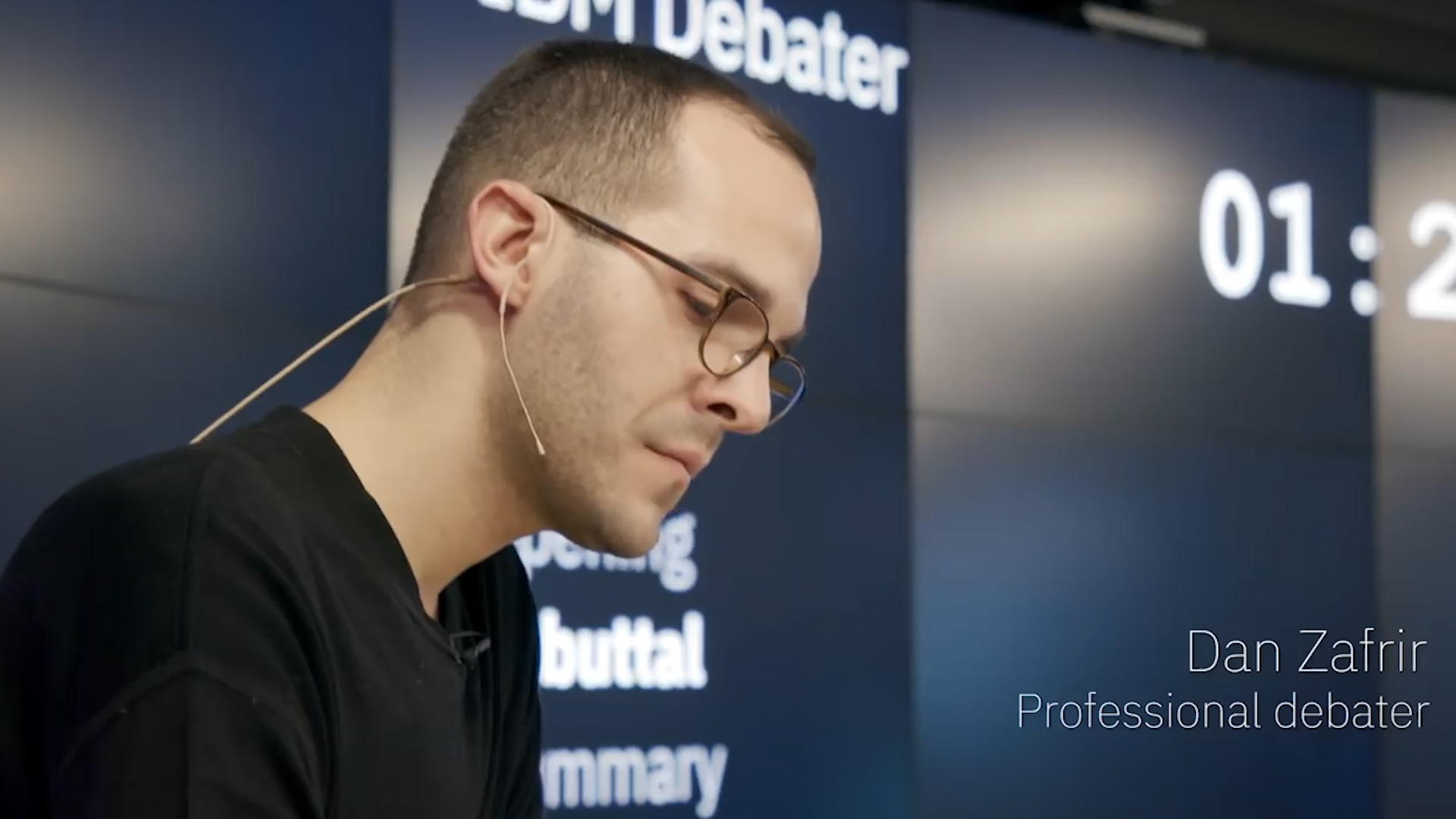El sistema de inteligencia artificial de IBM que tiene como objetivo ofrecer argumentos basados en datos duros para tomar decisiones más informadas no ganó el debate en su primera oportunidad contra los humanos.