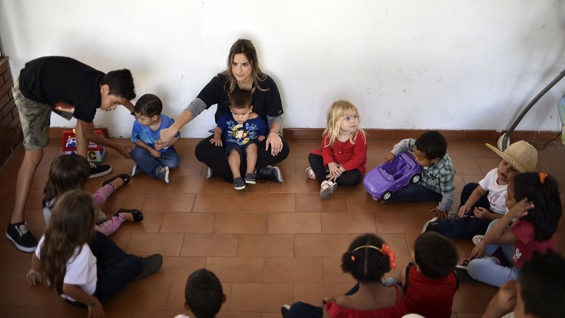 Un grupo de niños en edad de jardín de infantes (AFP)