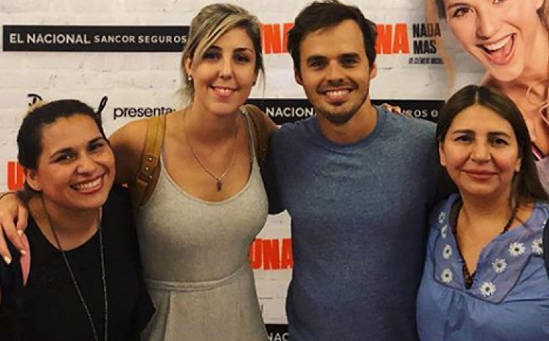 El emotivo reencuentro de Benjamín Rojas y las enfermeras que atendieron a su beba en neo. El actor invitó a las profesionales a su obra “Una semana nada más” y las presentó en el escenario (Foto: Instagram)