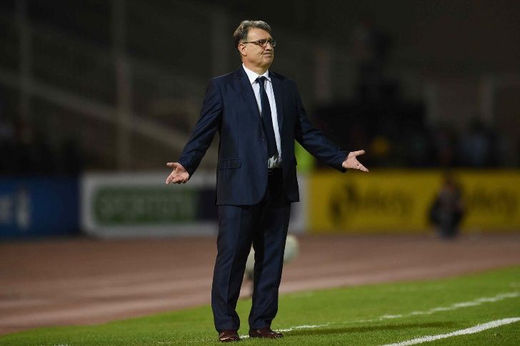 Gerardo Martino dirigirá sus primeros partidos oficiales con México en marco (Foto: AFP)