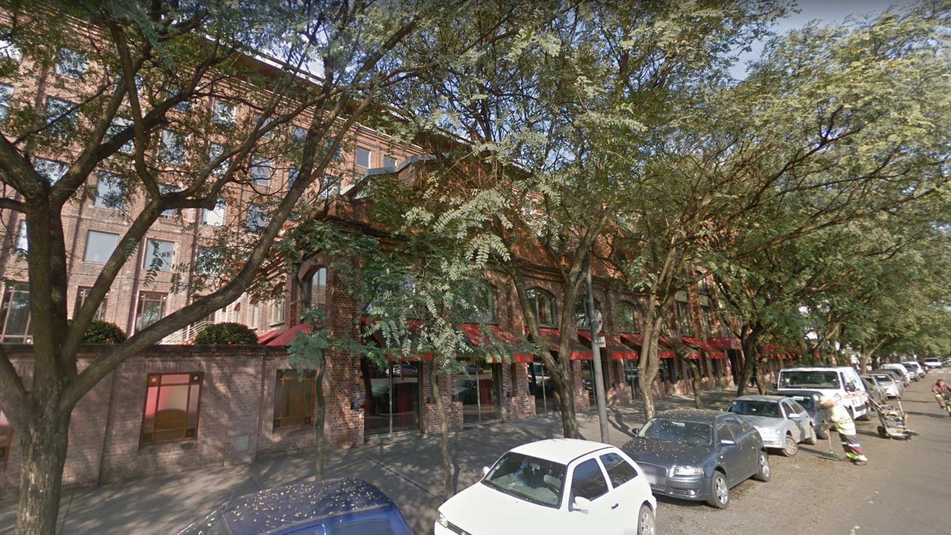Madero Plaza, en Juana Manso 1500