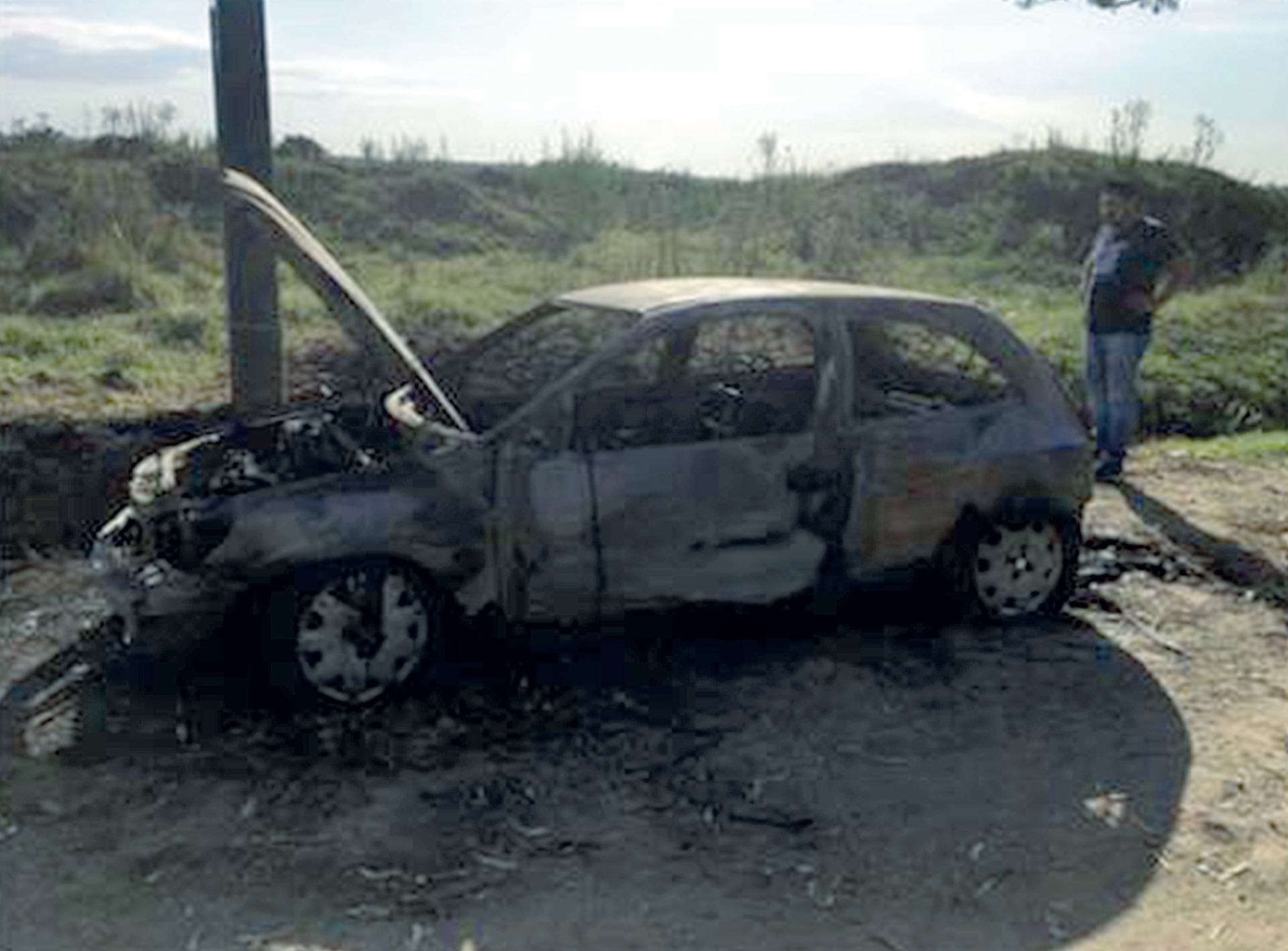 El auto apareció el domingo 22 de enero de 2017, al otro día del hecho, en el barrio 9 de Julio de Almirante Brown. Recién el martes 24 un vecino halló en Cañuelas los restos carbonizados de un hombre con un rosario metálico en el cuello que la familia del empresario español pudo reconocer.