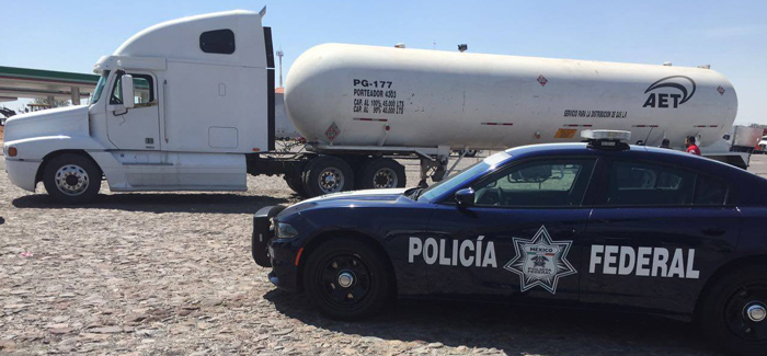 Las autoridades federal ya extendieron sus operativos al combate al robo de pipas de gas. (Foto: Especial)