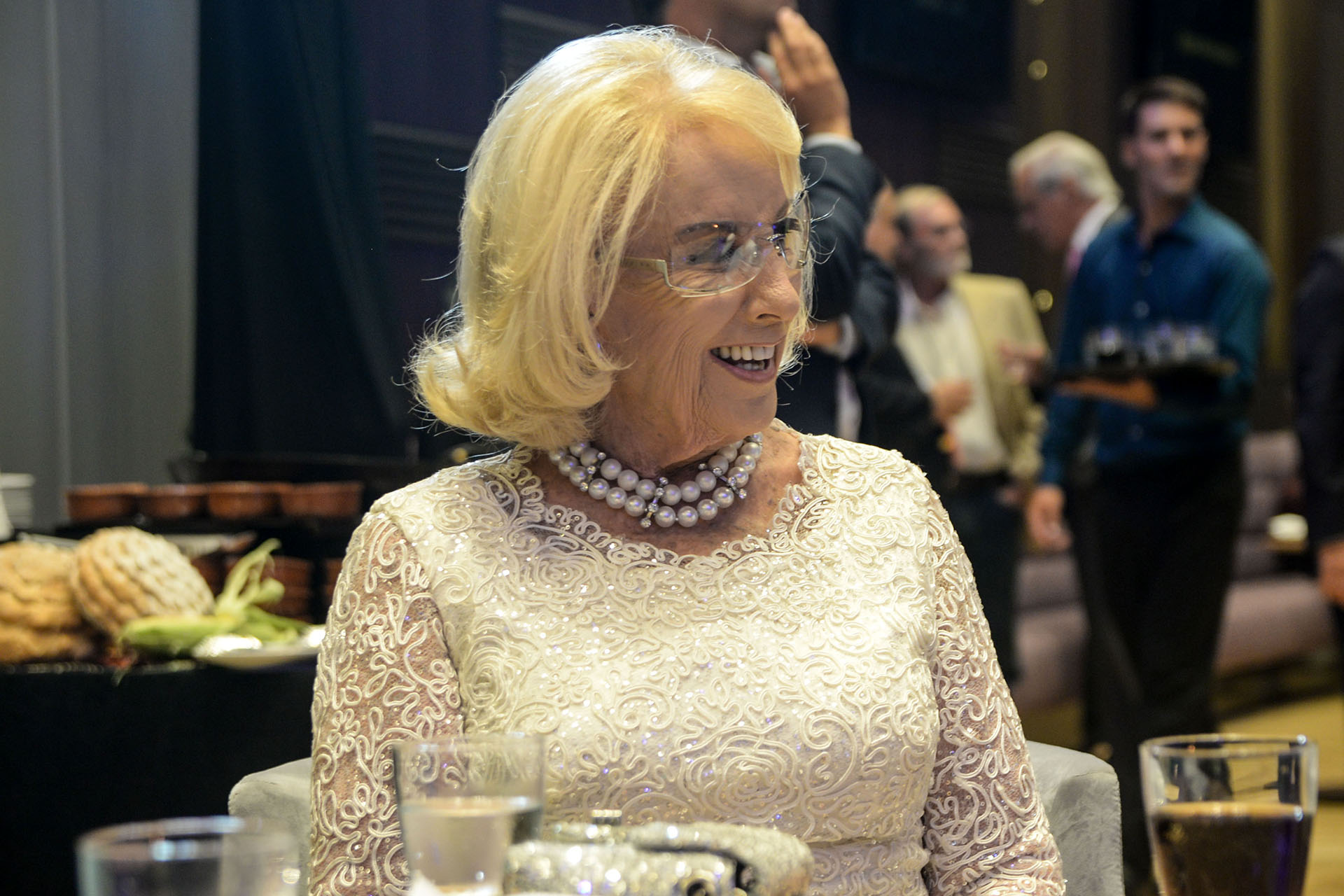 “Este hotel es una maravilla -afirmó la diva-. Tenemos que estar orgullosos, no los platenses, sino los argentinos, señores”