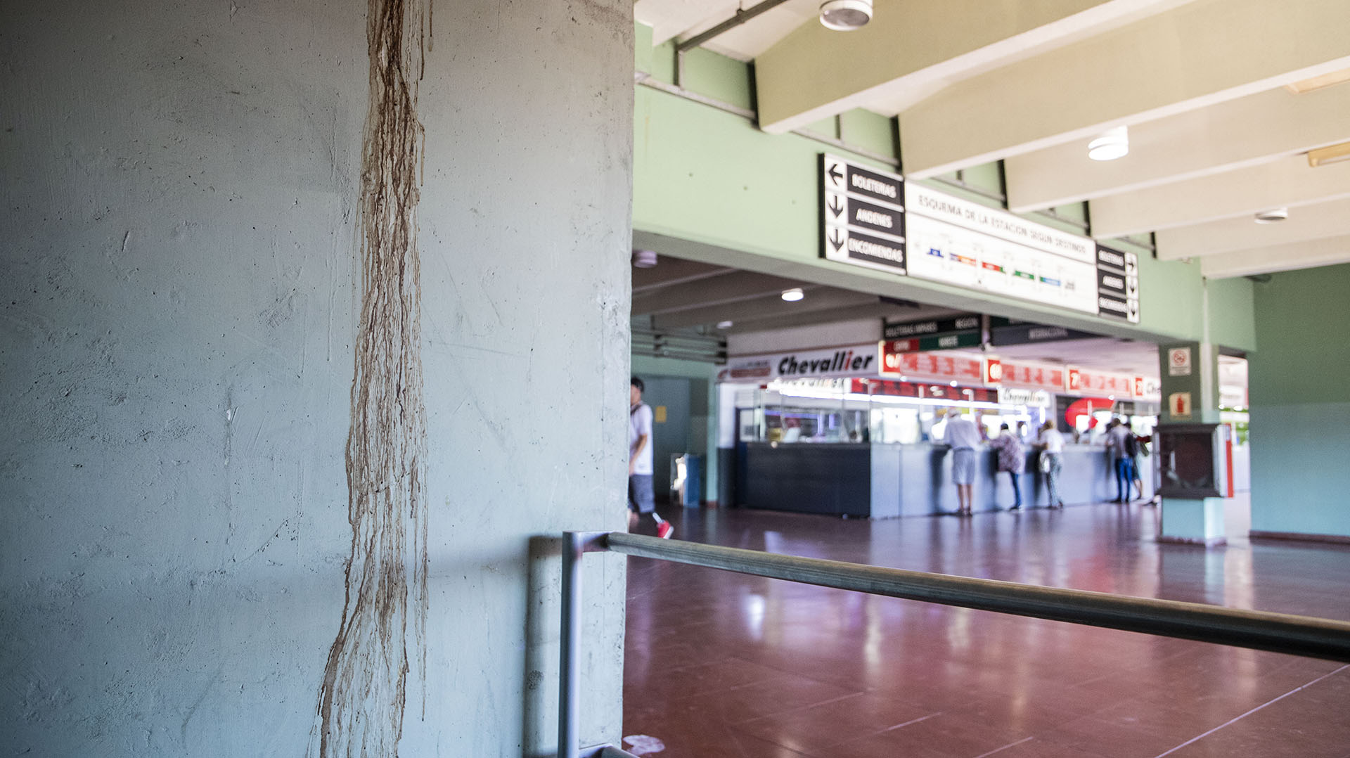 La estación de ómnibus más importante del país se encuentra en un estado de gran deterioro (Lihue Althabe)
