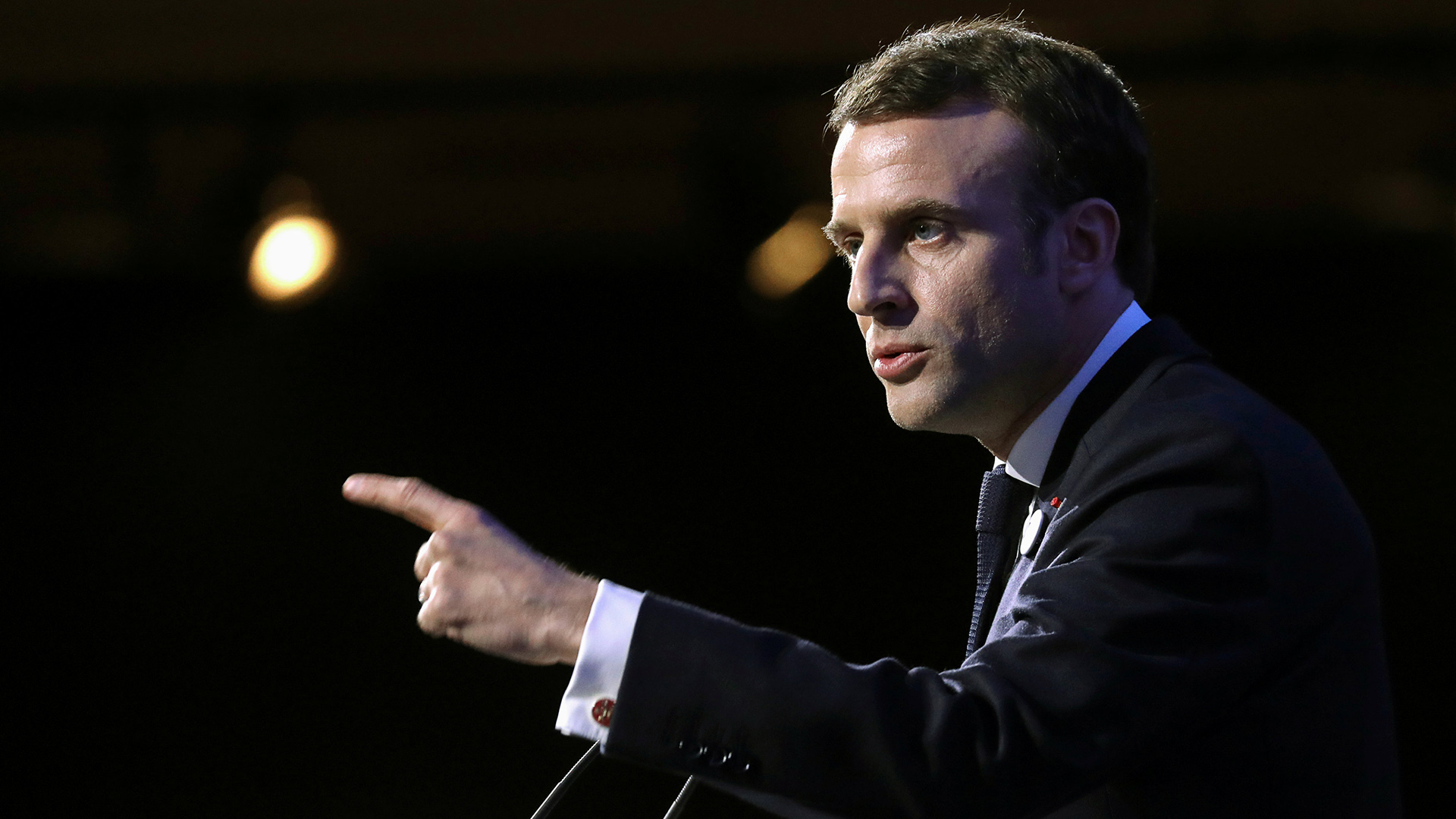 Emmanuel Macron (Reuters)