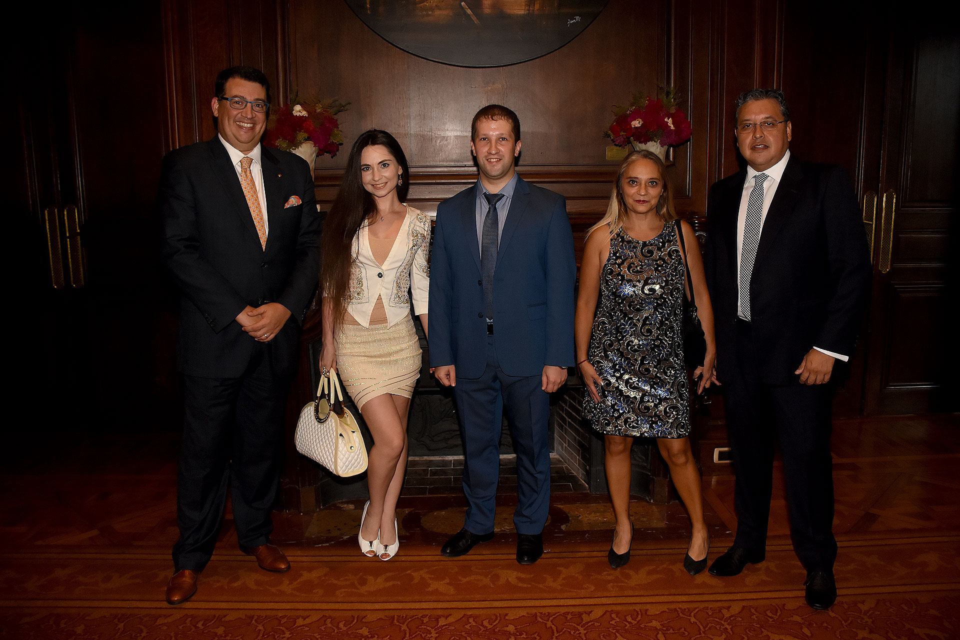 Tulio Hochkoeppler, Darya Isacovich, Pavel Mironov -cónsul de la Embajada de la República de Belarús, Patricia Cochia-Mozarteum- y Ariel Blufstein