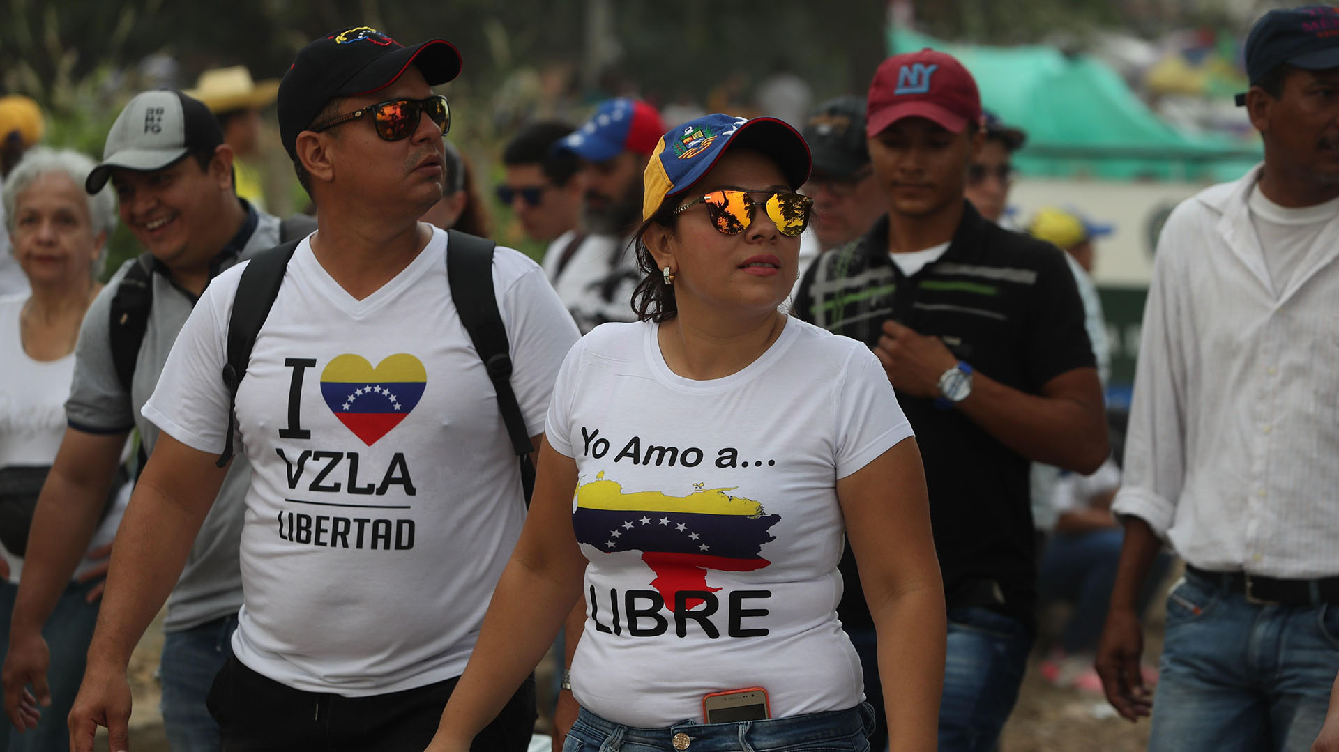 Venezolanos se reunen en el concierto Venezuela Aid Live para pedir por la libertad del país de la dictadura de Nicolás Maduro. (EFE/ Ernesto Guzmán)