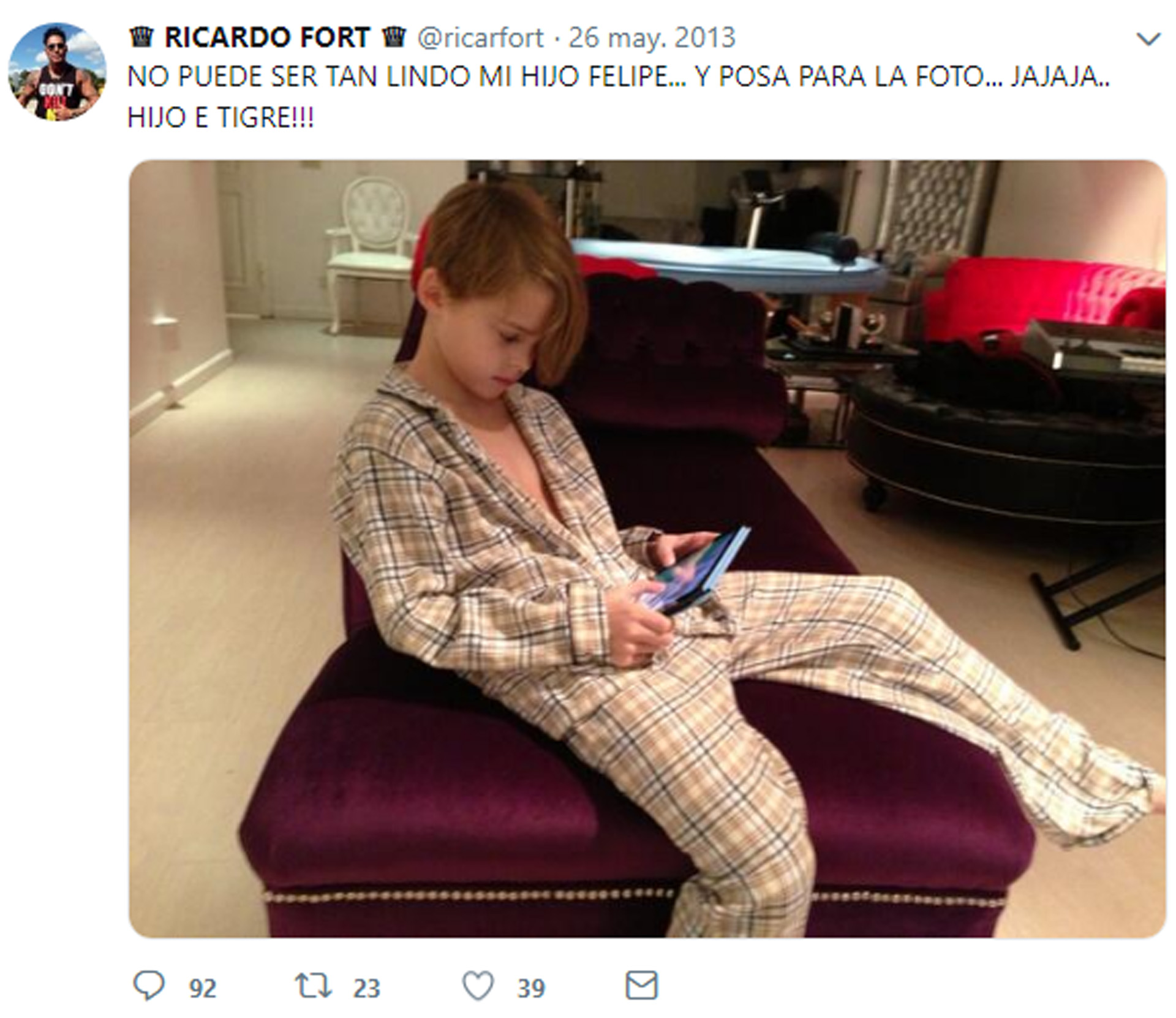 (Twitter)