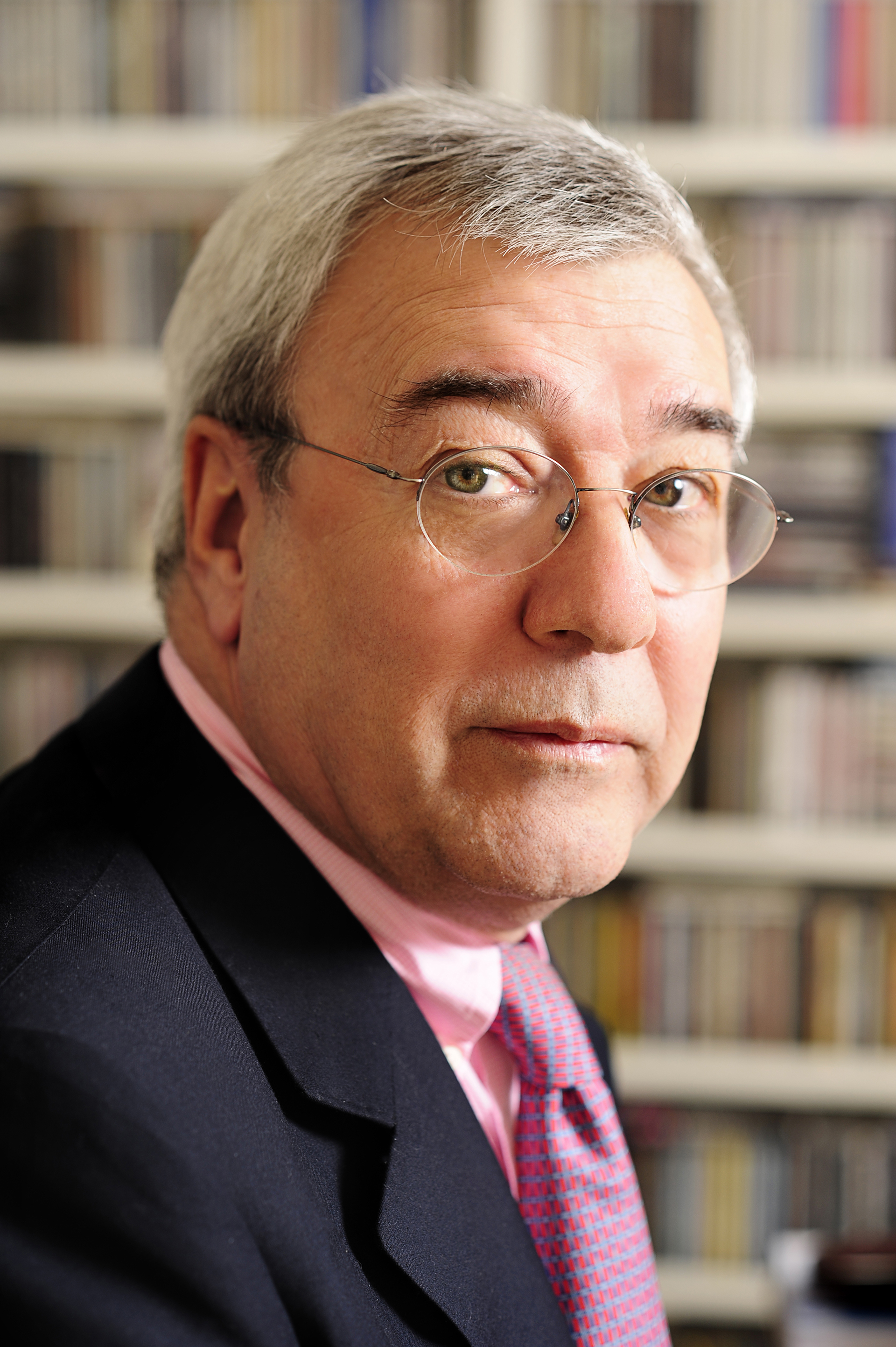 De regreso a los archivos… “Tata” Yofre (Foto: Penguin Random House)
