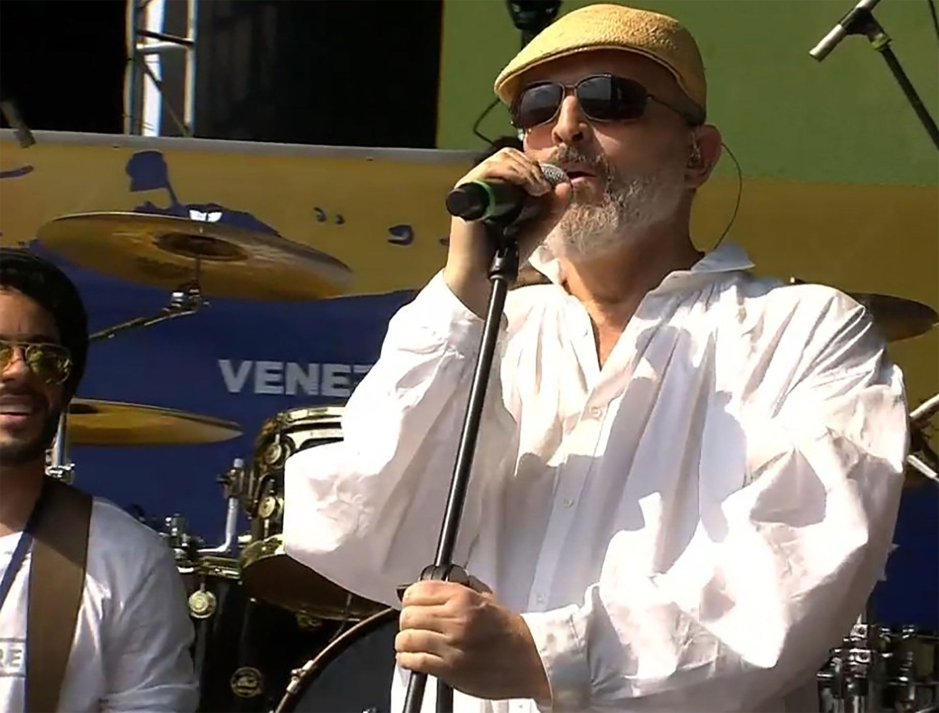 Miguel Bosé, músico, cantante y actor de origen español