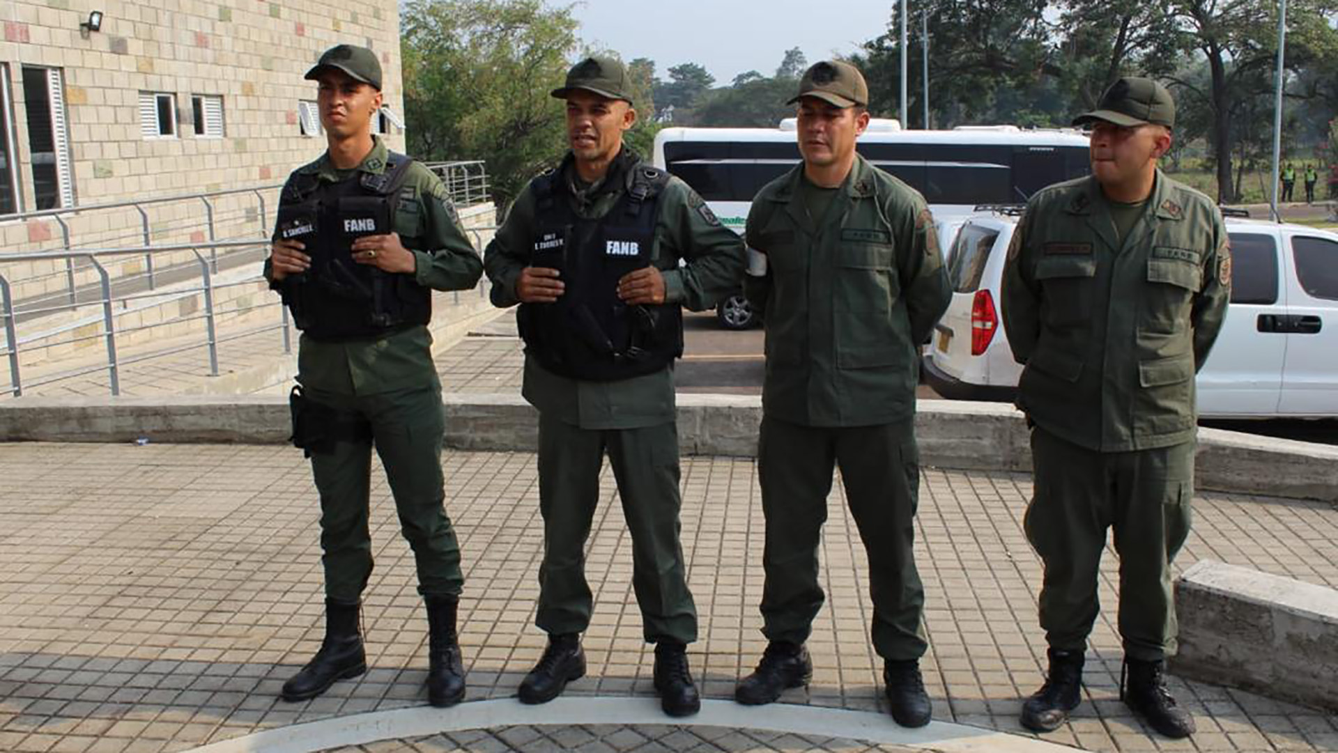 Militares venezolanos desertores